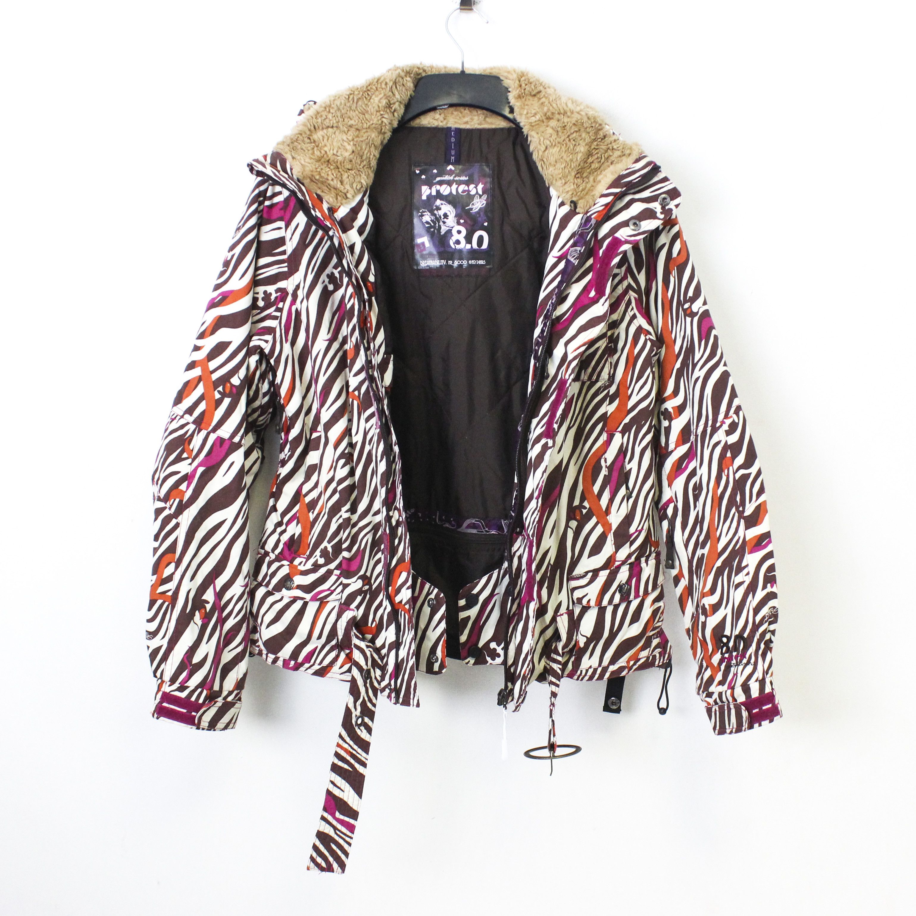 Other Protest geotech series 8.0 ski jacket Women M zebra 8k snow Size M / US 6-8 / IT 42-44 - 3 Thumbnail