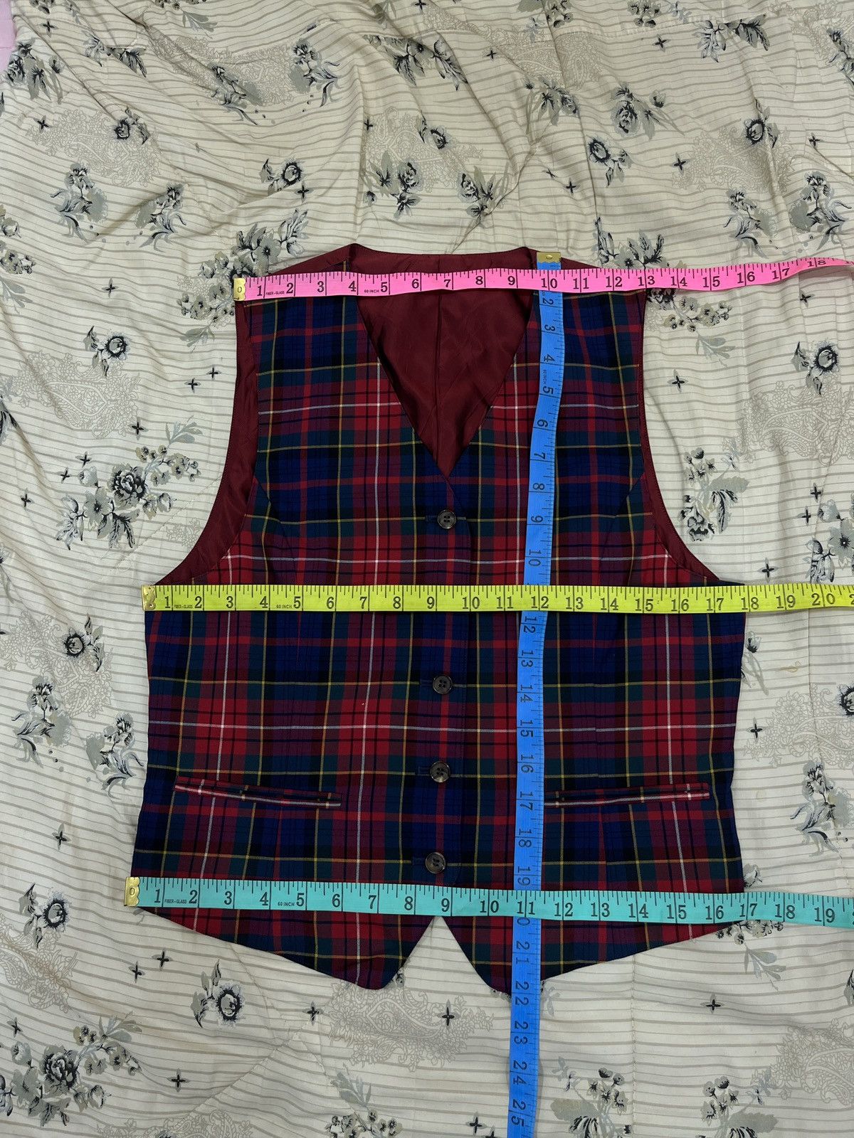 Burberry (Zz). VINTAGE BURBERRYS VEST Size US S / EU 44-46 / 1 - 9 Thumbnail