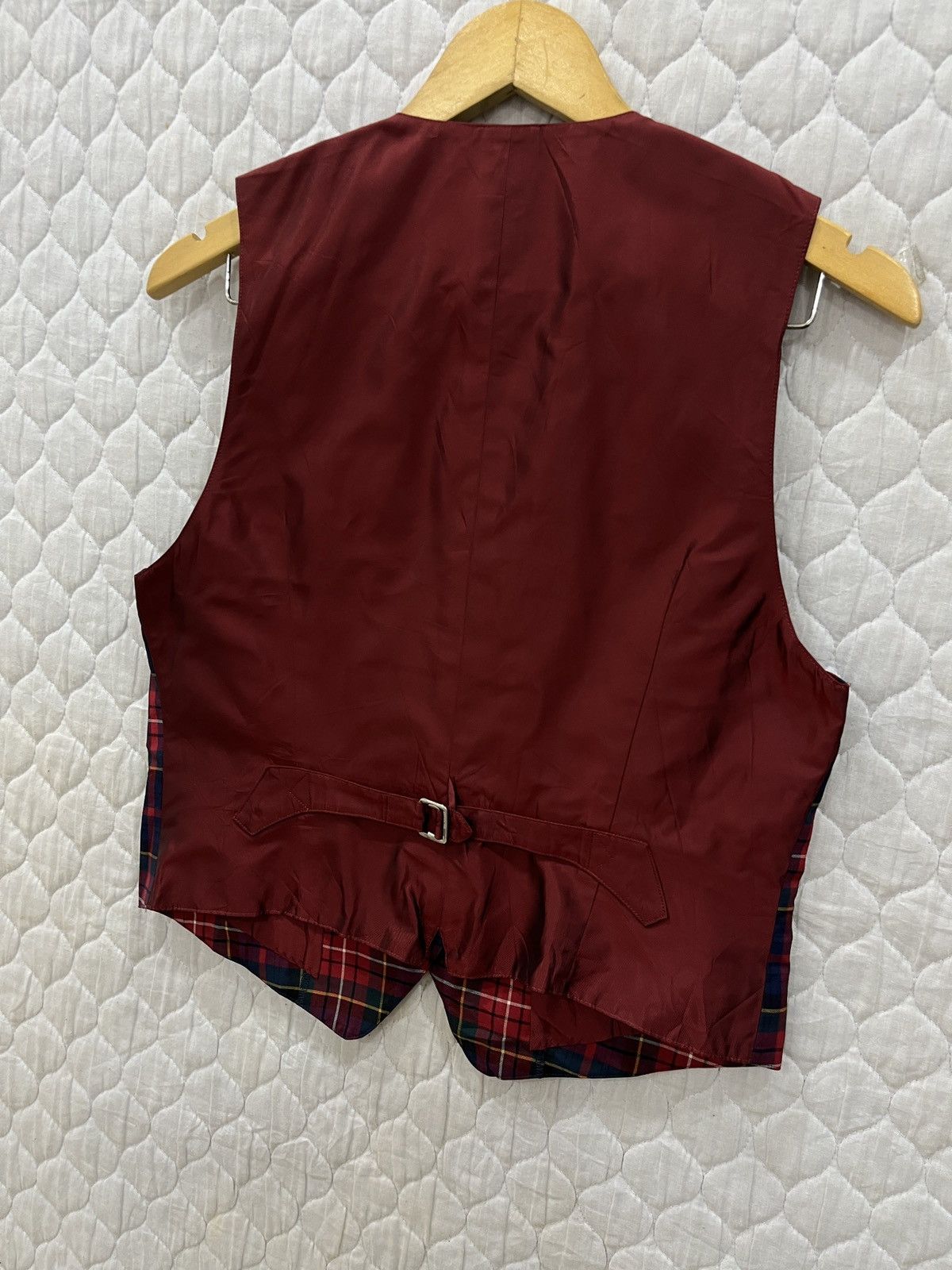 Burberry (Zz). VINTAGE BURBERRYS VEST Size US S / EU 44-46 / 1 - 7 Thumbnail