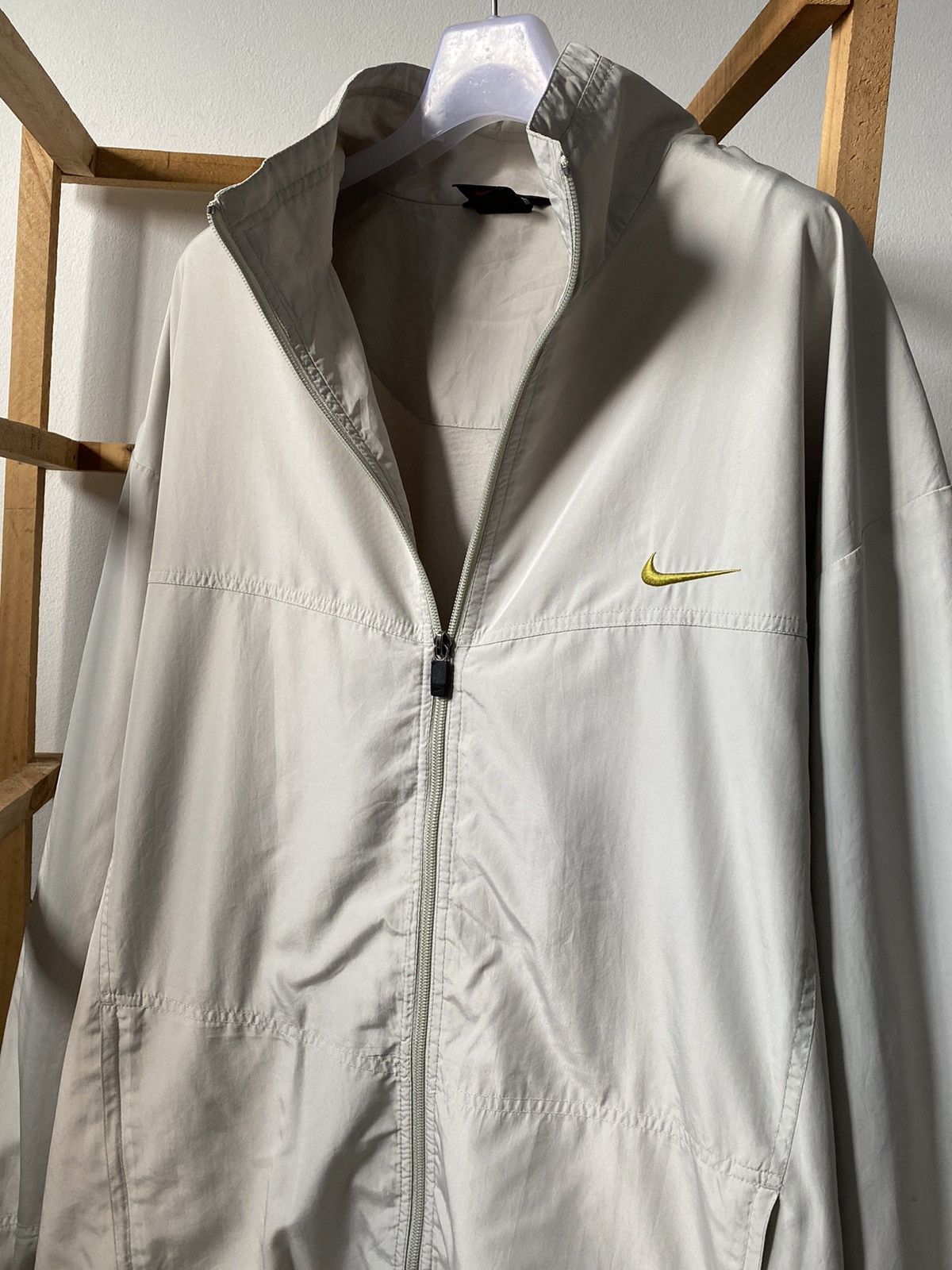 Vintage 90’s Beige Nike Essential Windbreaker Jacket