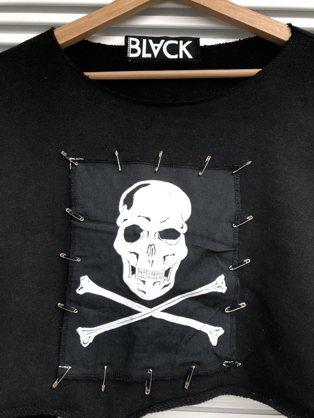 Japanese Brand XX Black Skulls Punk Rock Crewneck/ Bjork Greenday Size US M / EU 48-50 / 2 - 2 Thumbnail