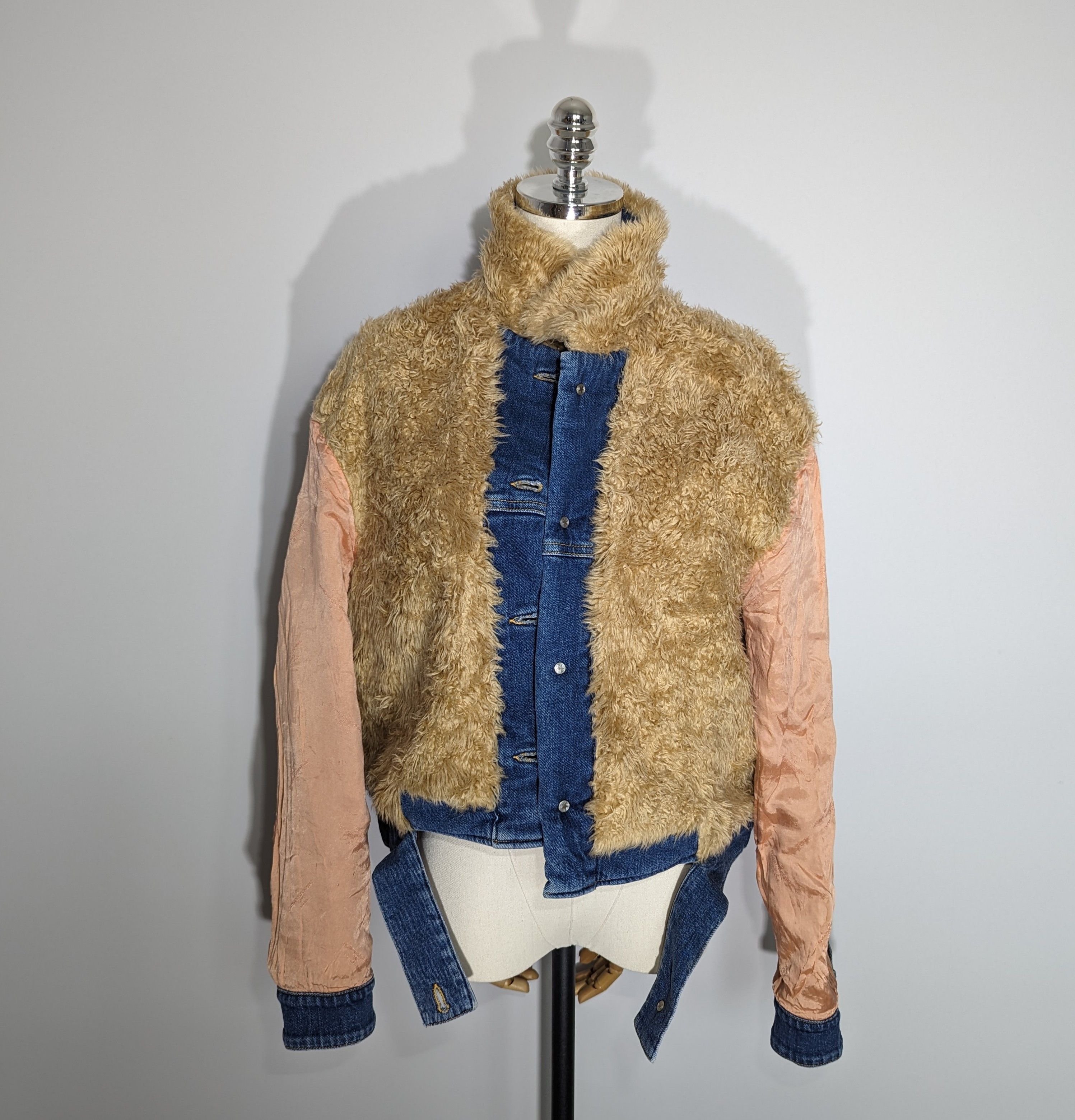 DELUXE Golden Goose Deluxe Brand Faux-Fur Denim Womens Sherpa S-M Size S / US 4 / IT 40 - 11 Thumbnail
