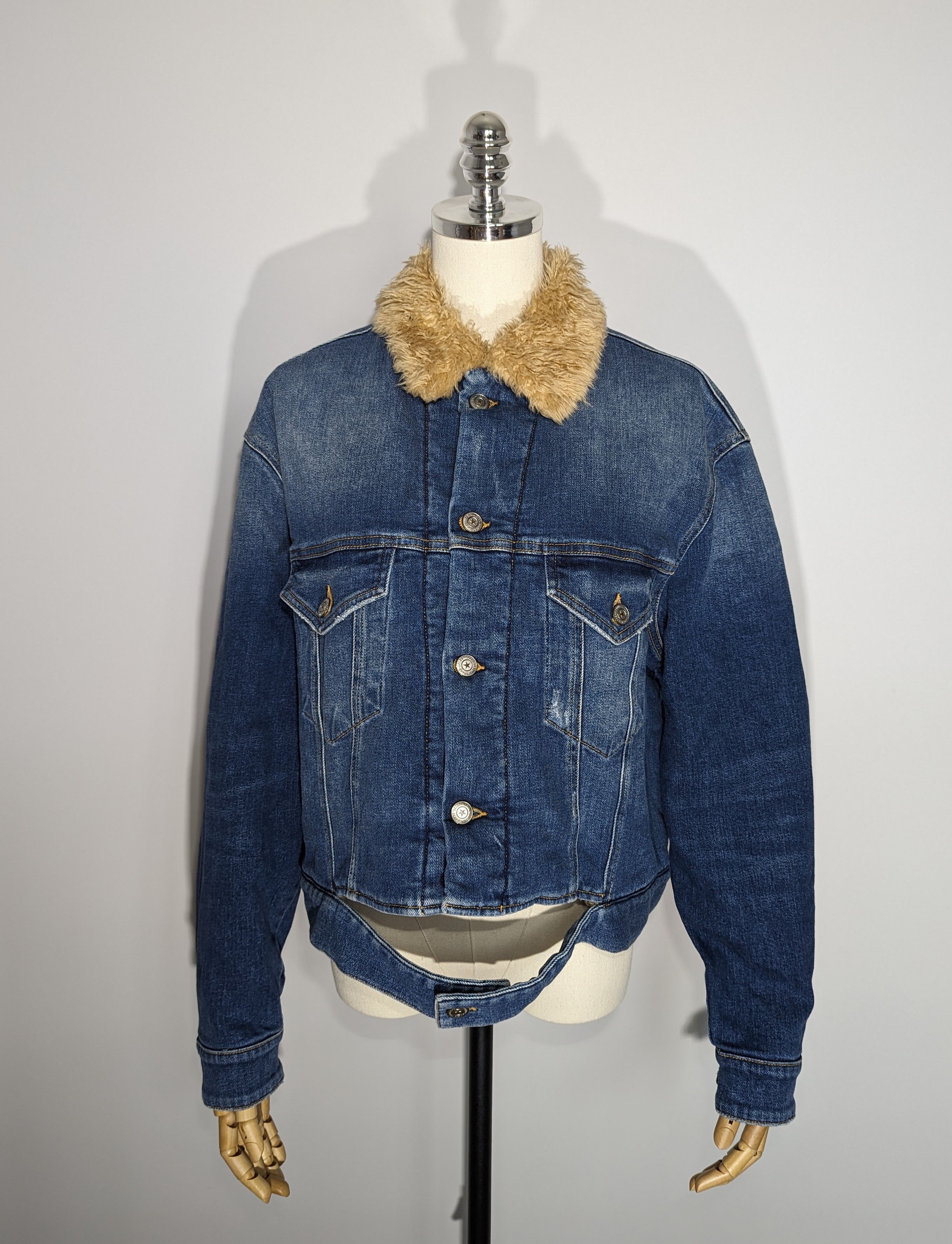 DELUXE Golden Goose Deluxe Brand Faux-Fur Denim Womens Sherpa S-M Size S / US 4 / IT 40 - 23 Thumbnail