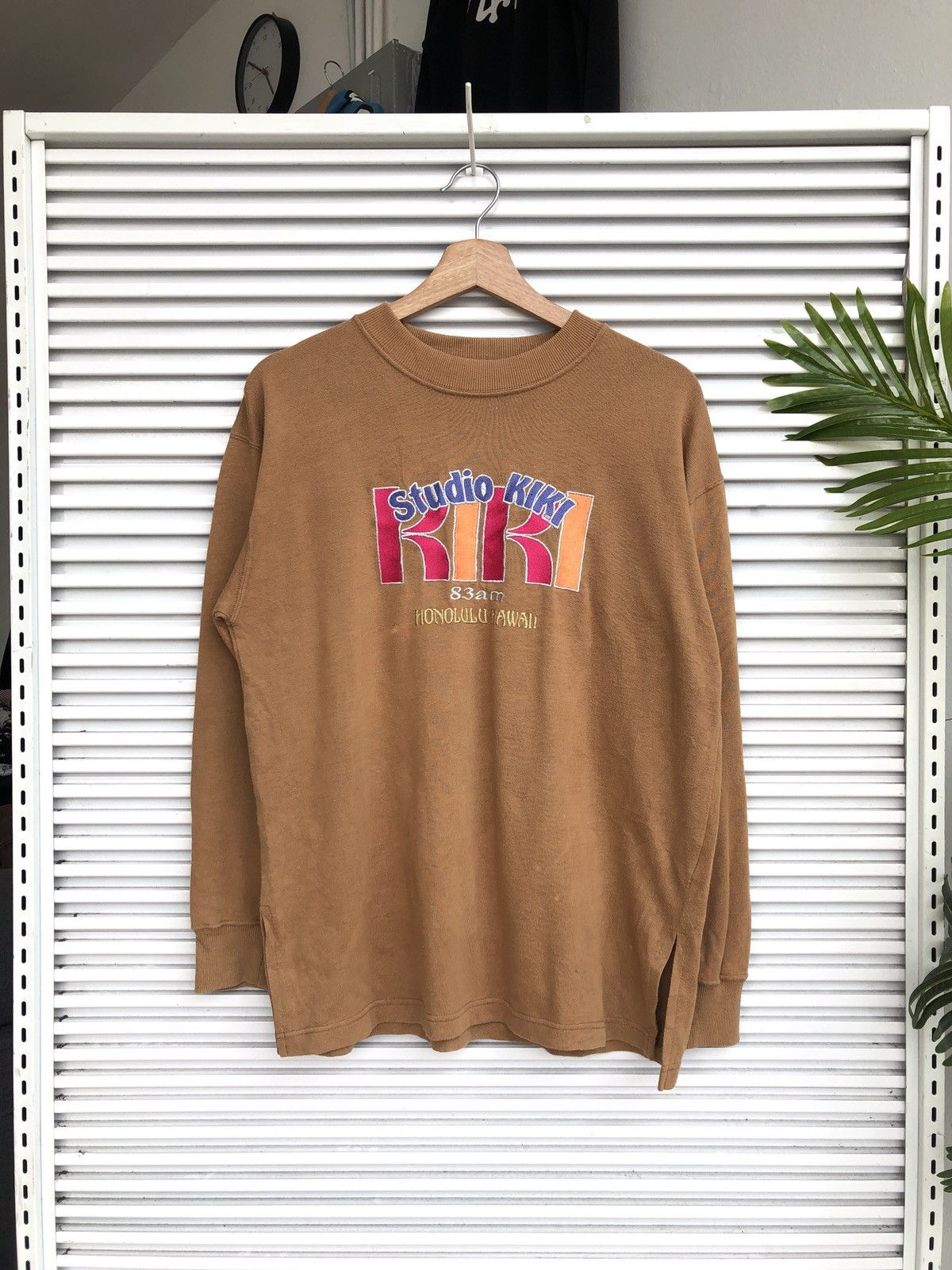 Japanese Brand Vintage Kiki Studio Hawaii Crewneck/Travis Flacko Scott Size US M / EU 48-50 / 2 - 1 Thumbnail