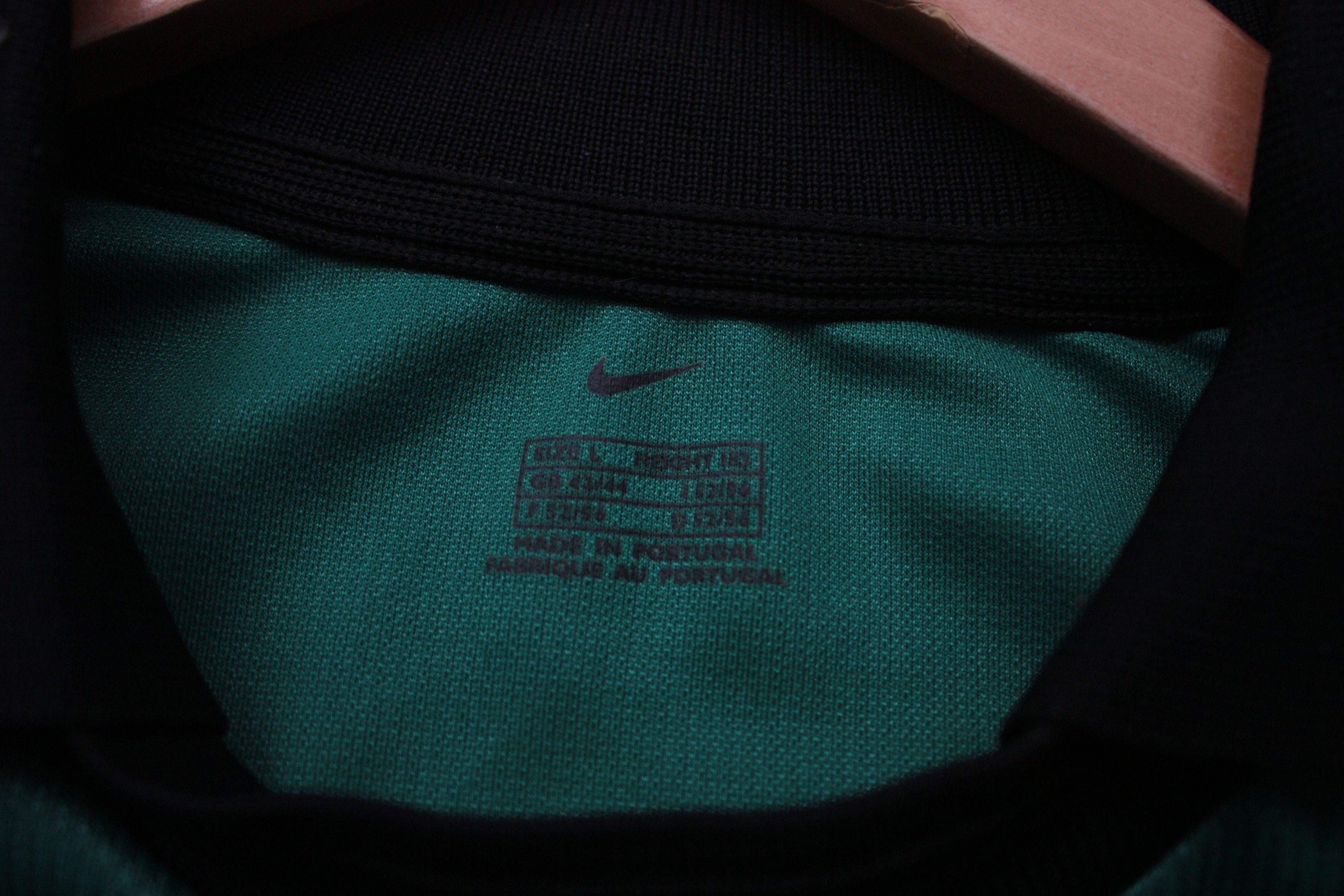 Nike Nike Vintage Long Sleeve Polo Medium Made In Portugal Size US L / EU 52-54 / 3 - 4 Thumbnail