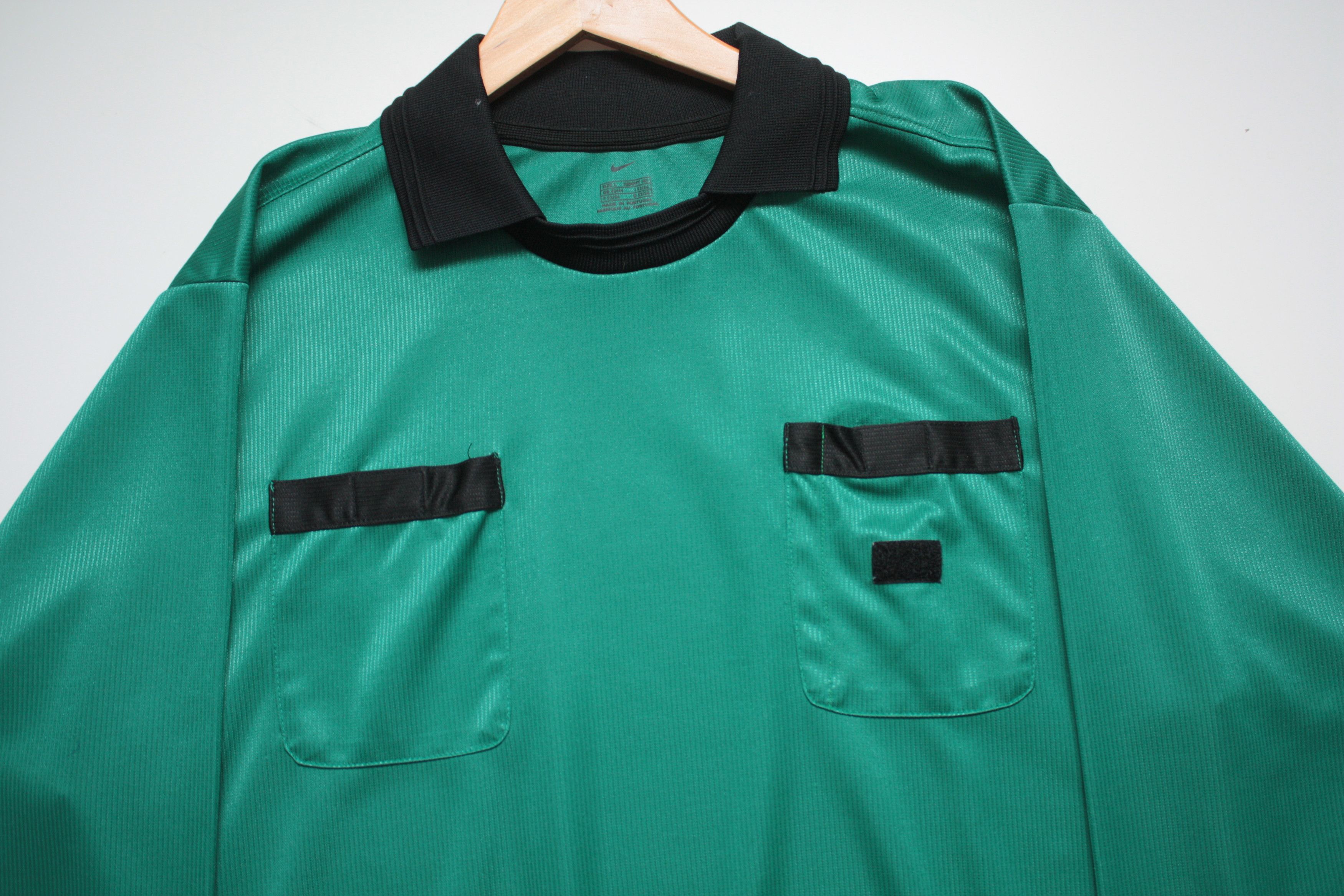 Nike Nike Vintage Long Sleeve Polo Medium Made In Portugal Size US L / EU 52-54 / 3 - 3 Thumbnail