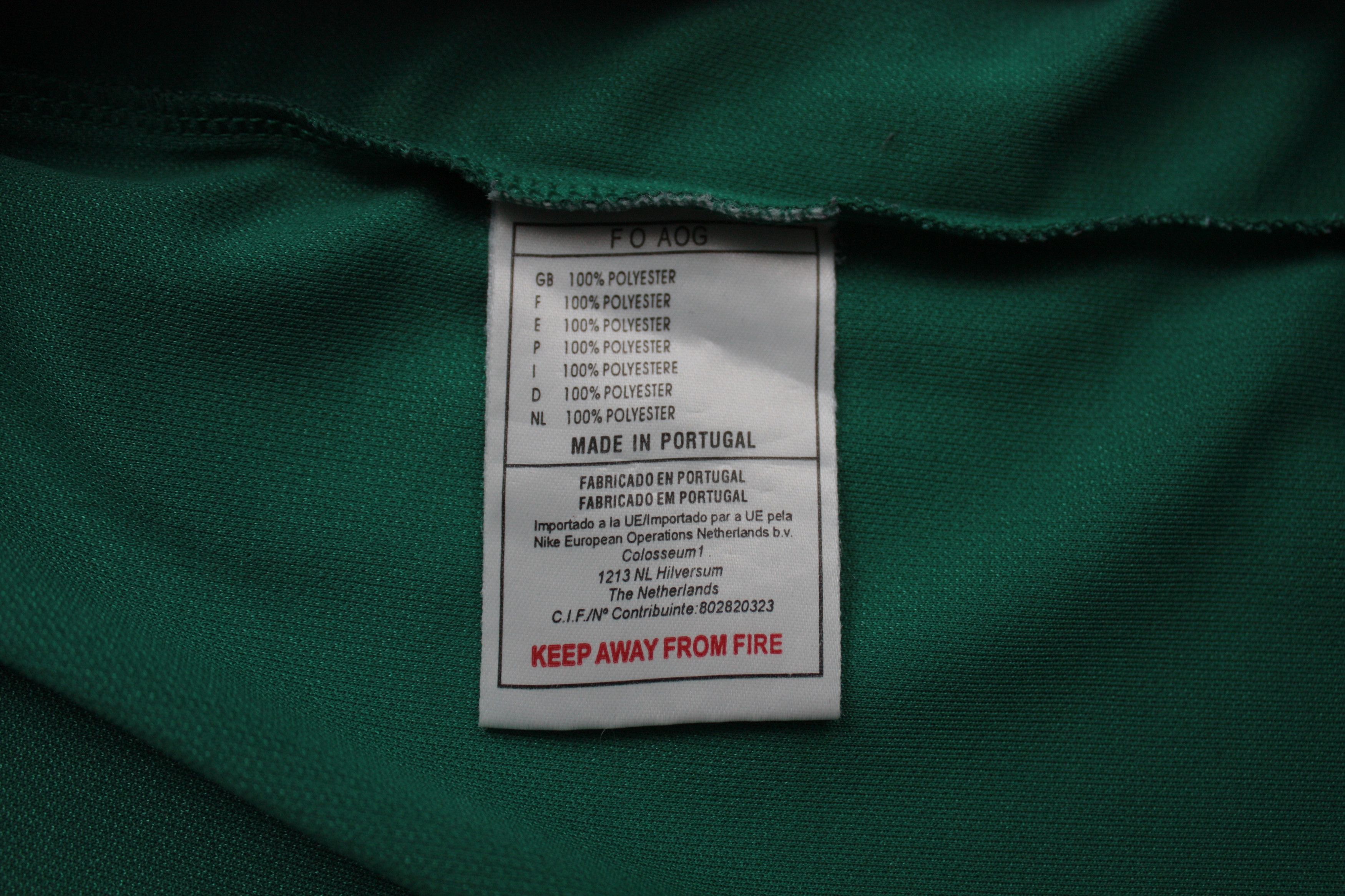 Nike Nike Vintage Long Sleeve Polo Medium Made In Portugal Size US L / EU 52-54 / 3 - 5 Thumbnail