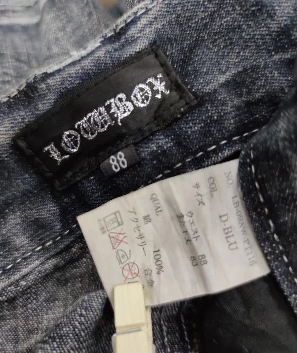 Japanese Brand LOWBOX Ripped Distressed Punk Rock Denim Jeans Size US 32 / EU 48 - 11 Thumbnail