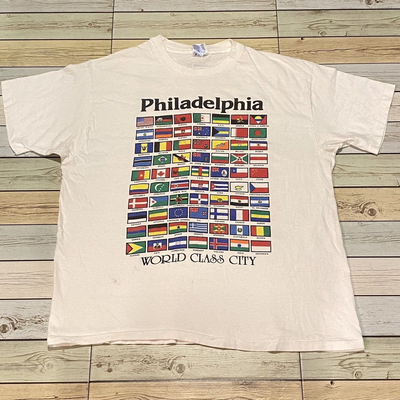 Rare Vintage 90’s Philadelphia World Class City Graphic Tee