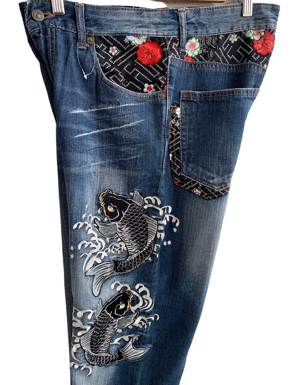 Japanese Brand Japanese Brand Dominate Embroidery Fish Koi Denim Size US 32 / EU 48 - 5 Thumbnail