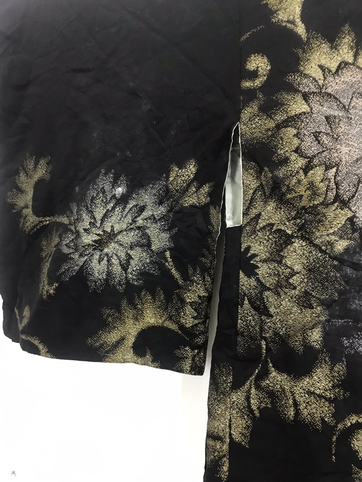 Japanese Brand Japan black kimono haori embroidery metallic gold thread art Size US L / EU 52-54 / 3 - 5 Thumbnail