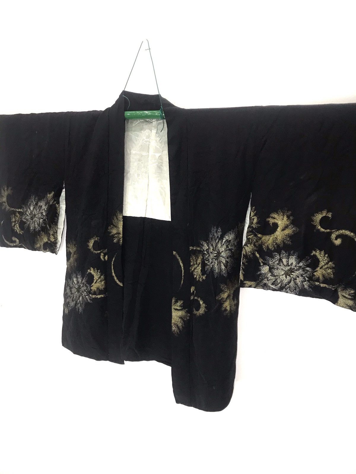Japanese Brand Japan black kimono haori embroidery metallic gold thread art Size US L / EU 52-54 / 3 - 6 Thumbnail