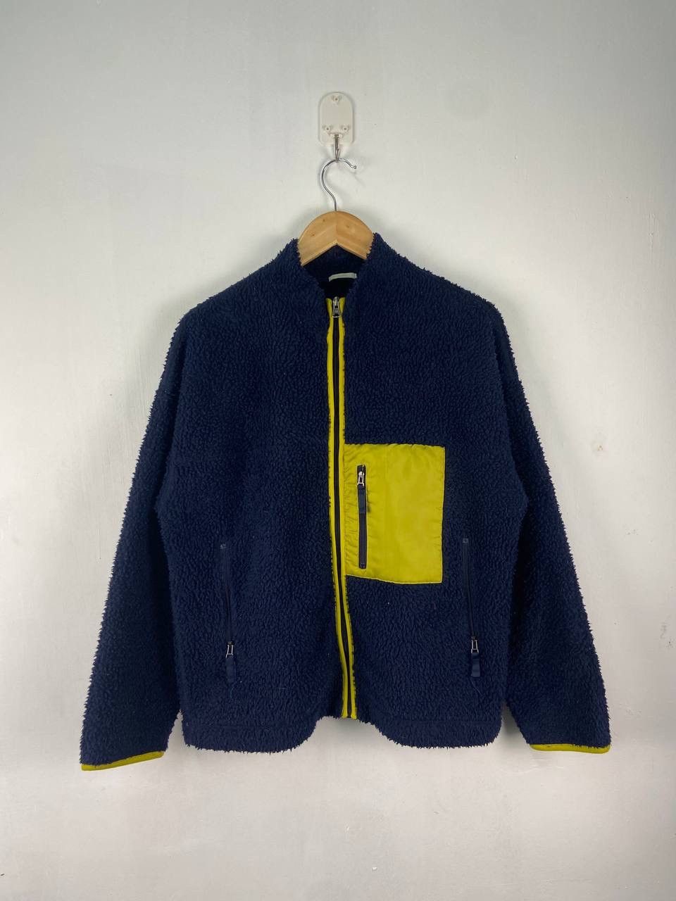 Japanese Brand 🇯🇵 GU Japanese Fleece Sherpa Jacket Deep Pile Retro Size US L / EU 52-54 / 3 - 1 Thumbnail
