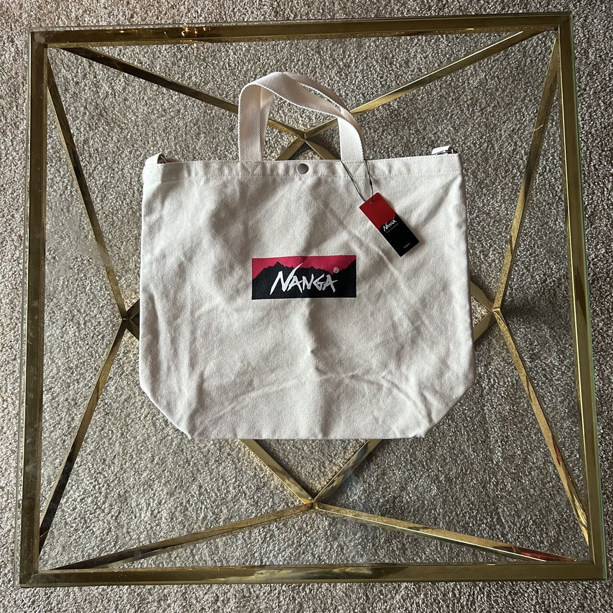Japanese Brand NANGA believe in your adventures 2 way canvas logo tote bag Size ONE SIZE - 1 Thumbnail