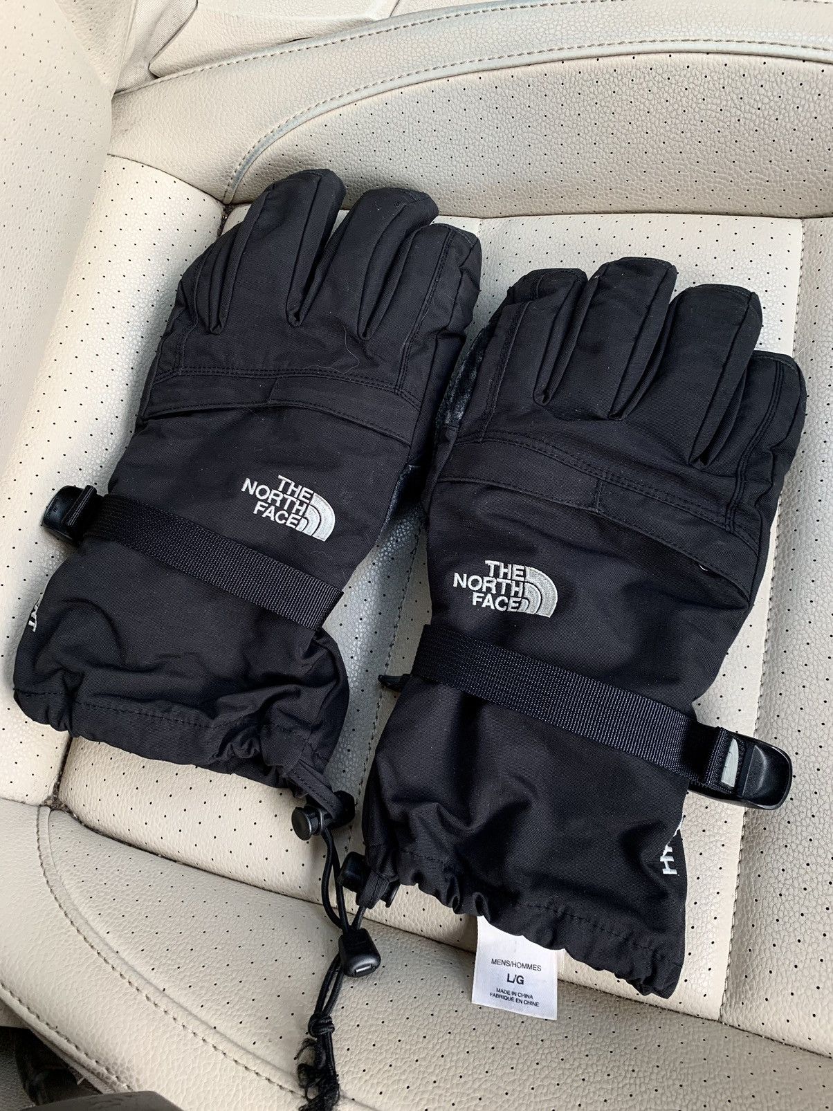 Other 🧤The North Face Hyvent vintage black pocket logo gloves Size ONE SIZE - 1 Thumbnail