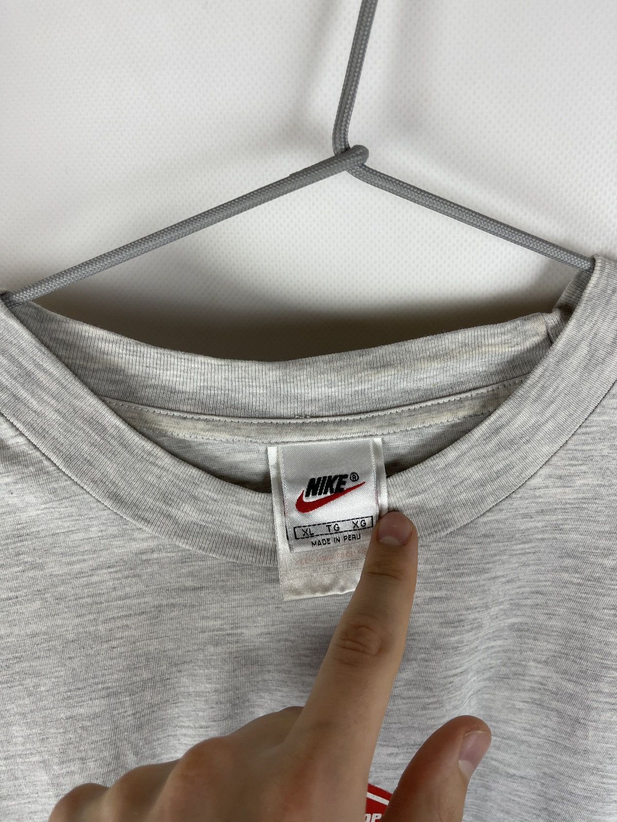 Nike Nike Vintage 90s dam tot dam loop 98 big logo tee shirt Size US XL / EU 56 / 4 - 8 Thumbnail