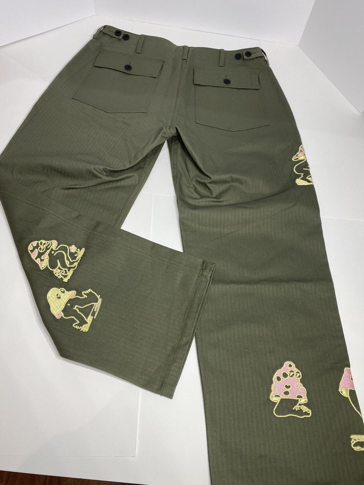 Brain Dead Braindead ‘Mushroom Embroidery’ Herringbone Military Pant Size US 36 / EU 52 - 3 Thumbnail