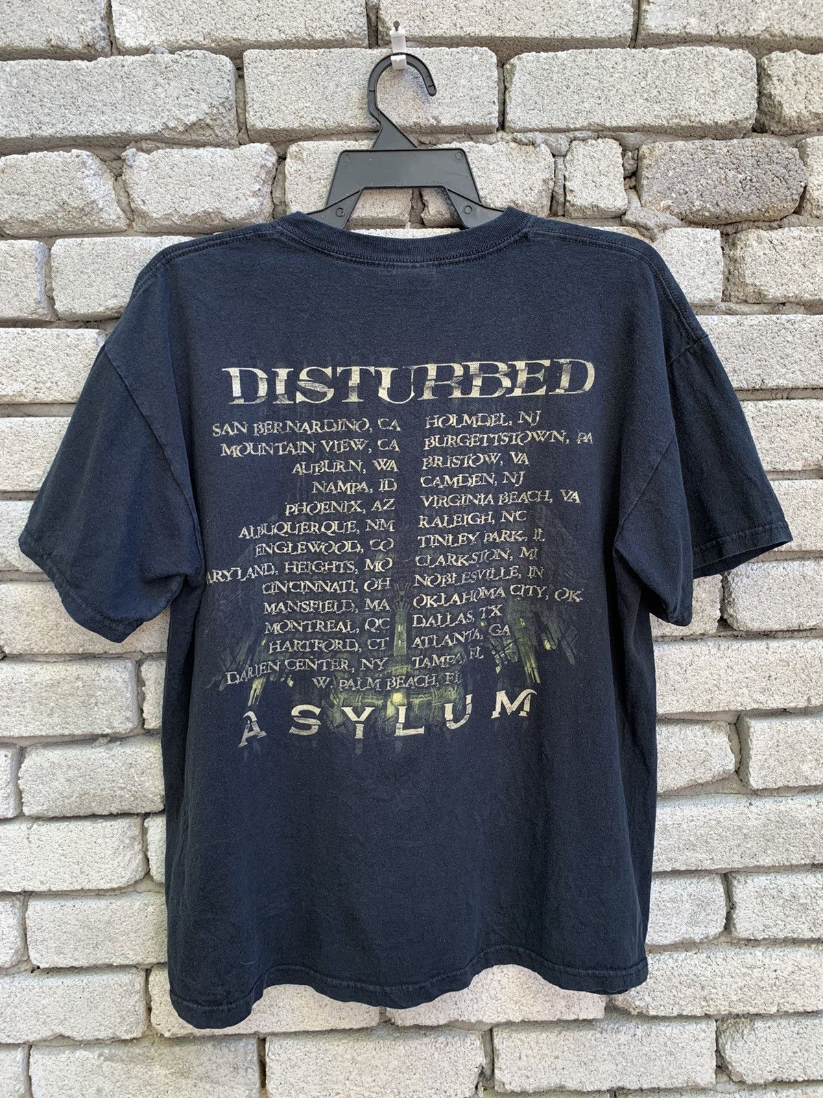 Band Tees Disturbed Asylum Band T Shirt Size US L / EU 52-54 / 3 - 5 Thumbnail