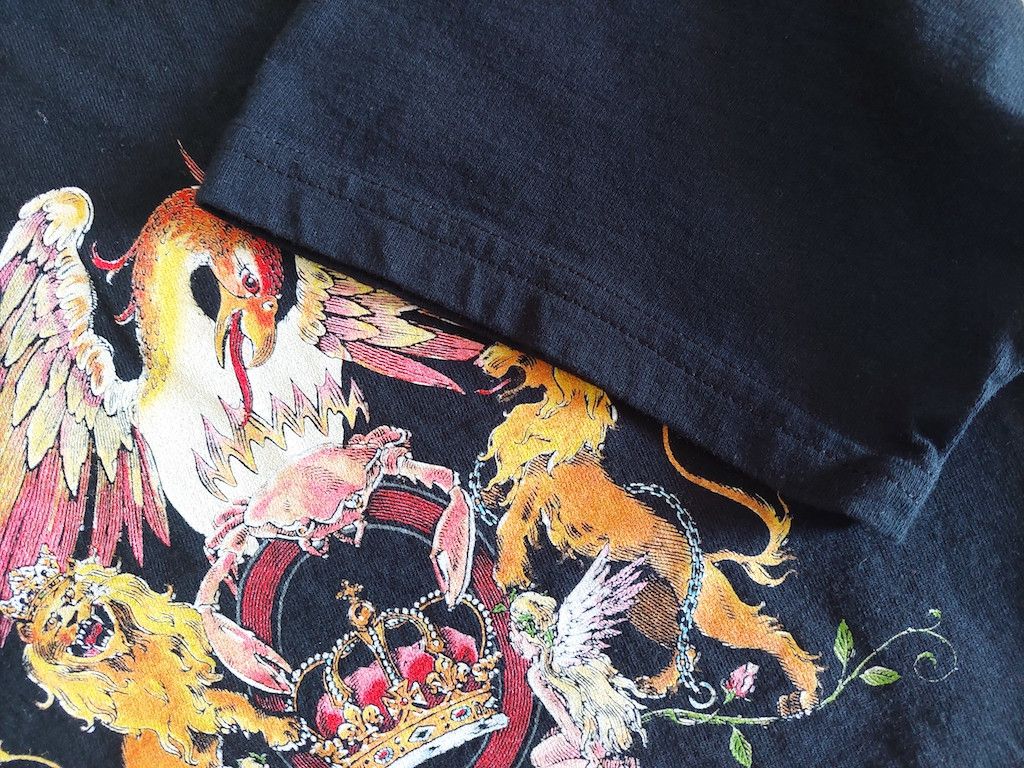 Band Tees × Fruit Of The Loom × Vintage Vintage Queen Rock TShirt Y2K Copyright 2003 Size US M / EU 48-50 / 2 - 8 Thumbnail