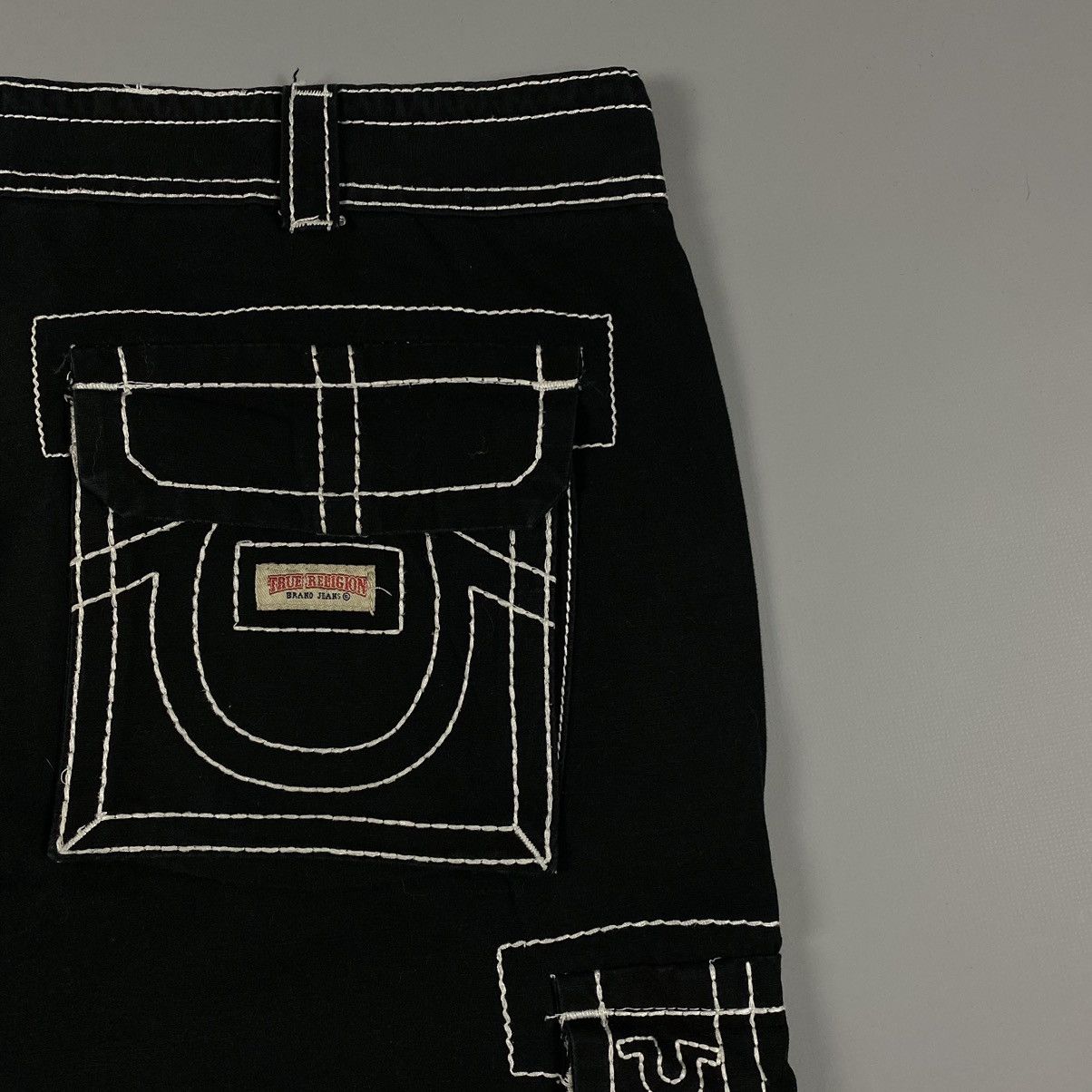 True Religion 00’S True Religion Black Cargo Shorts Size US 38 / EU 54 - 3 Thumbnail