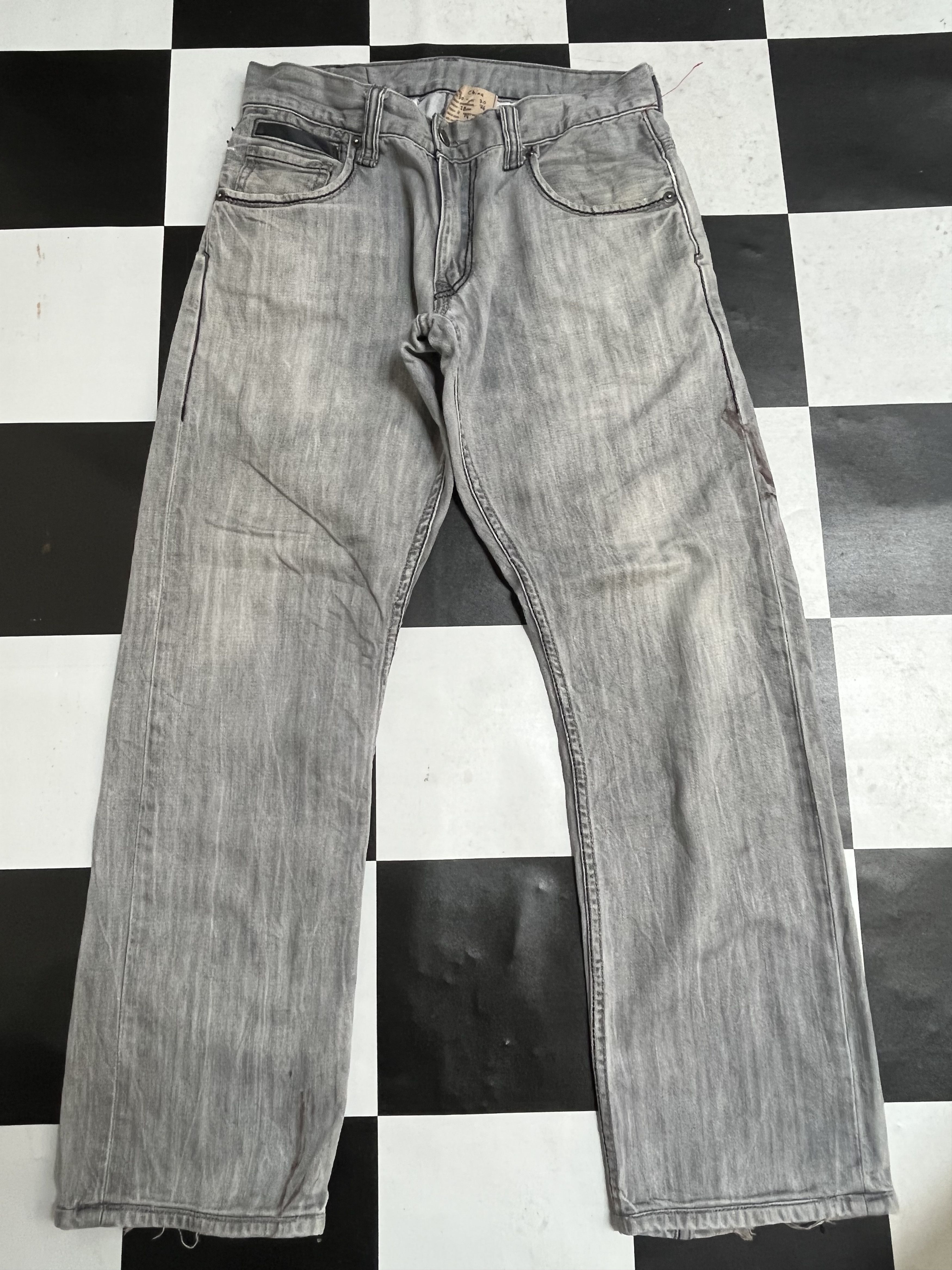 Image of Levis 514 Gray Denim Jean L165 in Grey, Men's (Size 30)