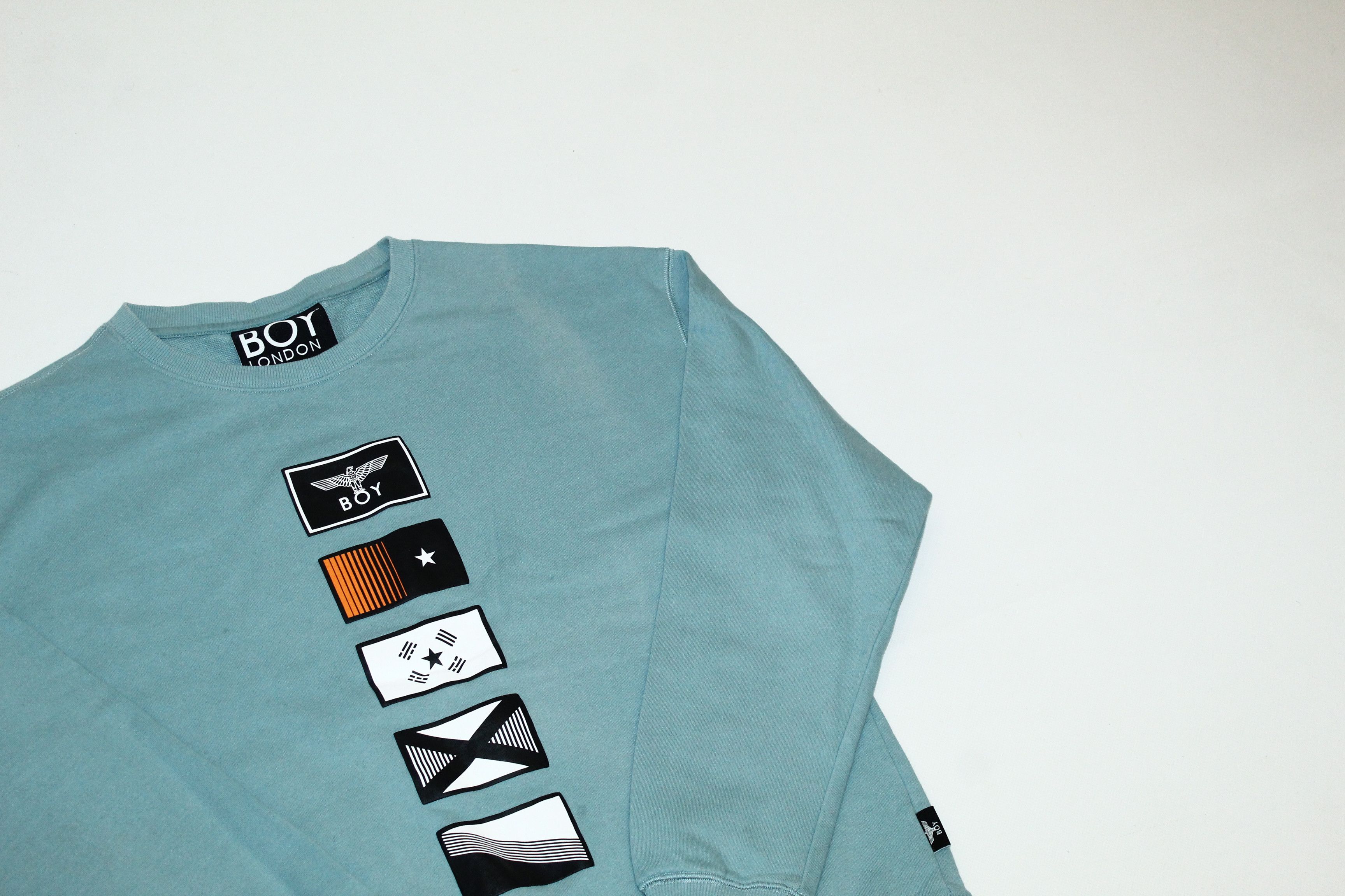 Boy London BOY London Sun Bleached Print Flags Graphic Sweatshirt Size US M / EU 48-50 / 2 - 7 Thumbnail