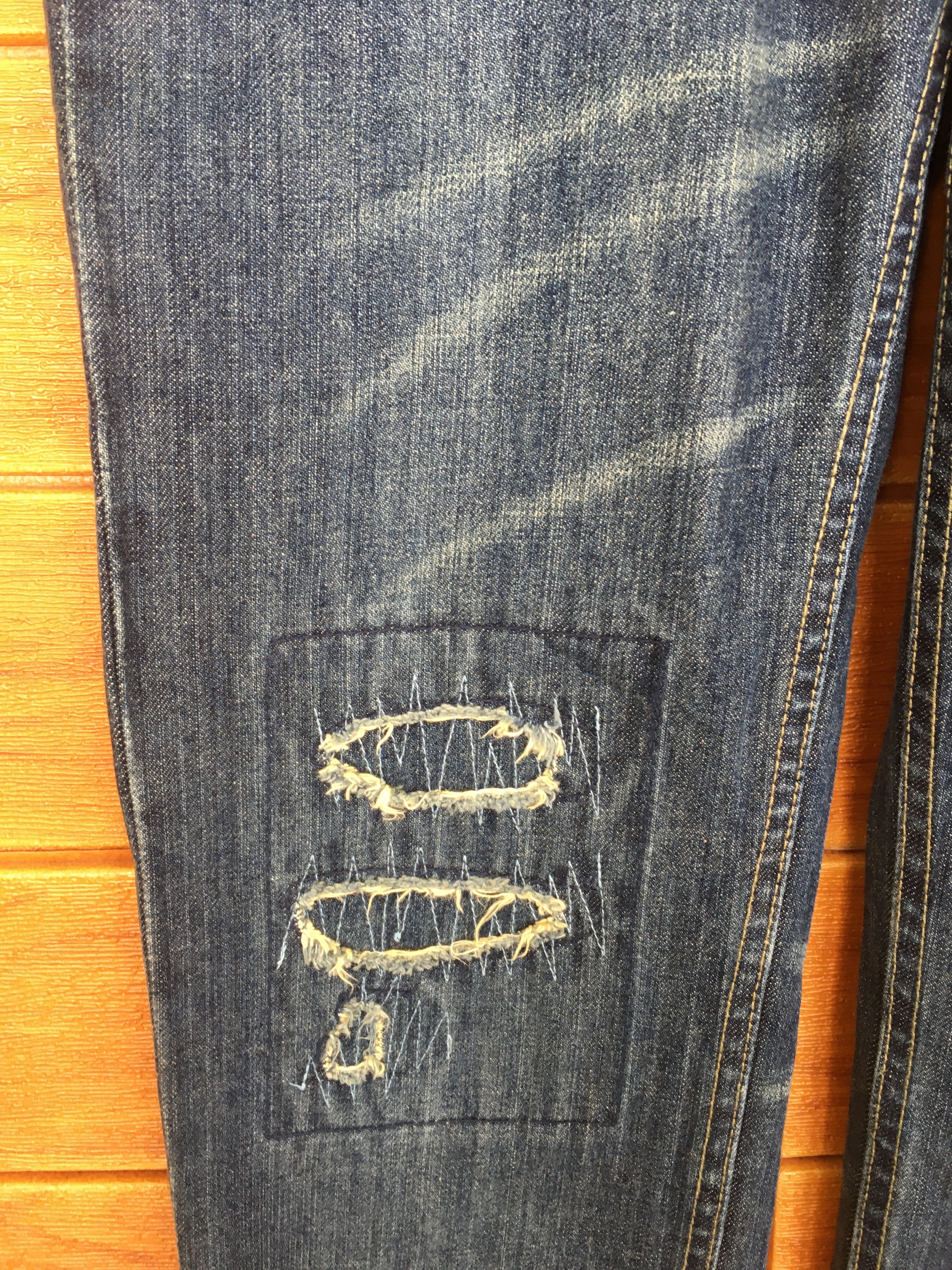 Japanese Brand Japanese Brand Buckle Back Distressed Denim Jeans Size US 31 - 5 Thumbnail
