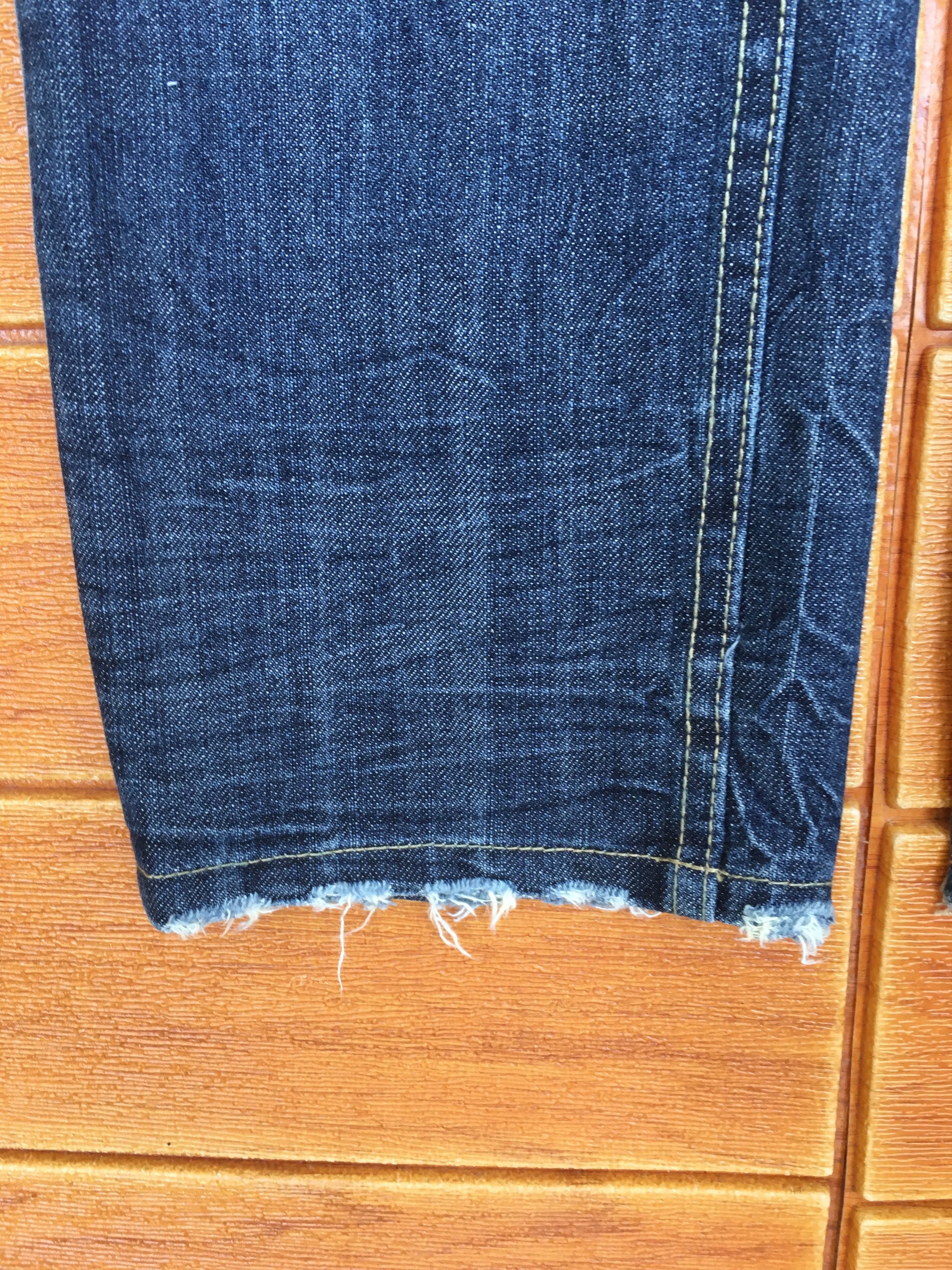 Japanese Brand Japanese Brand Buckle Back Distressed Denim Jeans Size US 31 - 9 Thumbnail