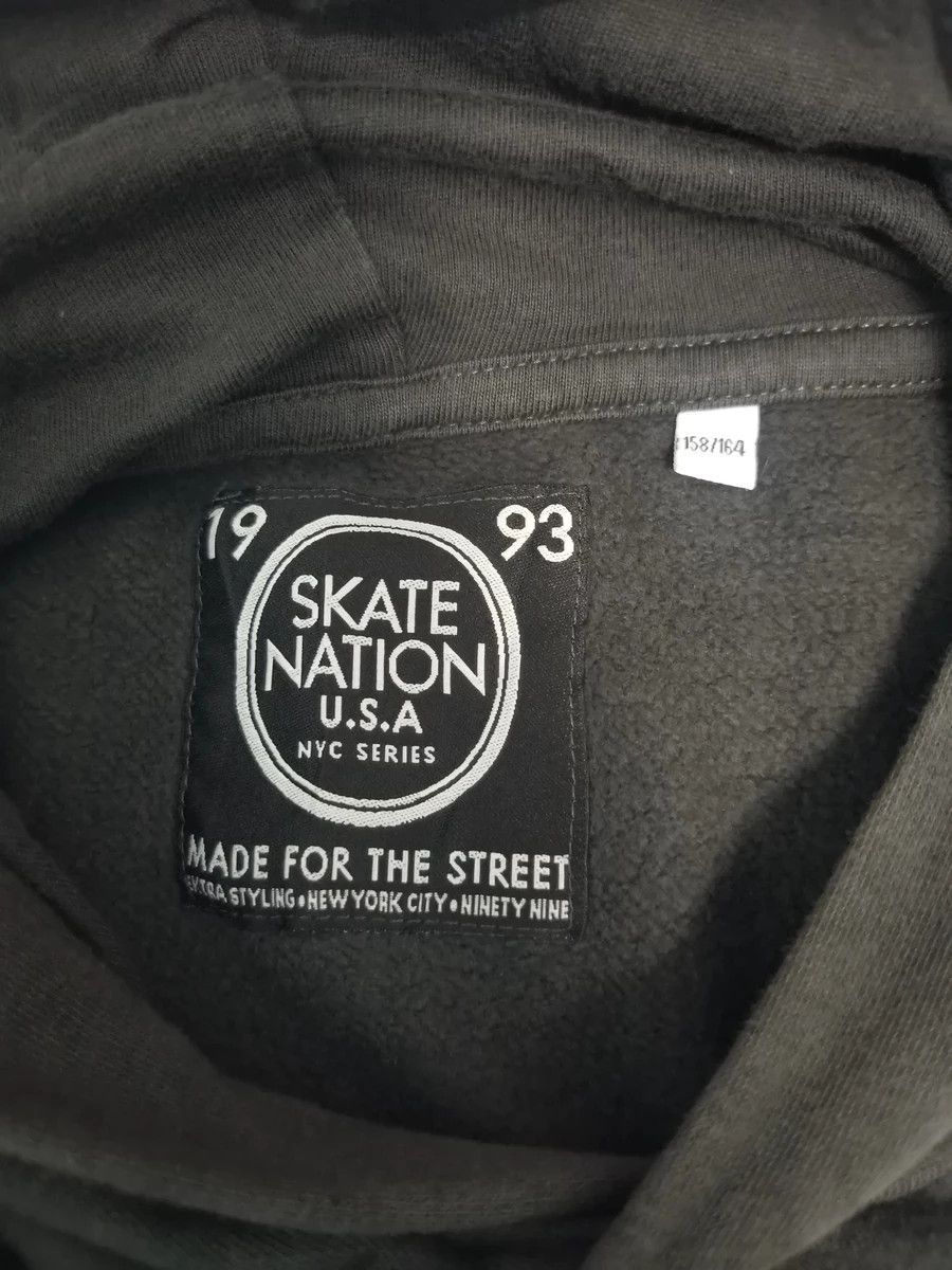 Japanese Brand × Think Skateboards Skate customs board Sweatshirt Hoodie Streetwear Size US M / EU 48-50 / 2 - 5 Thumbnail