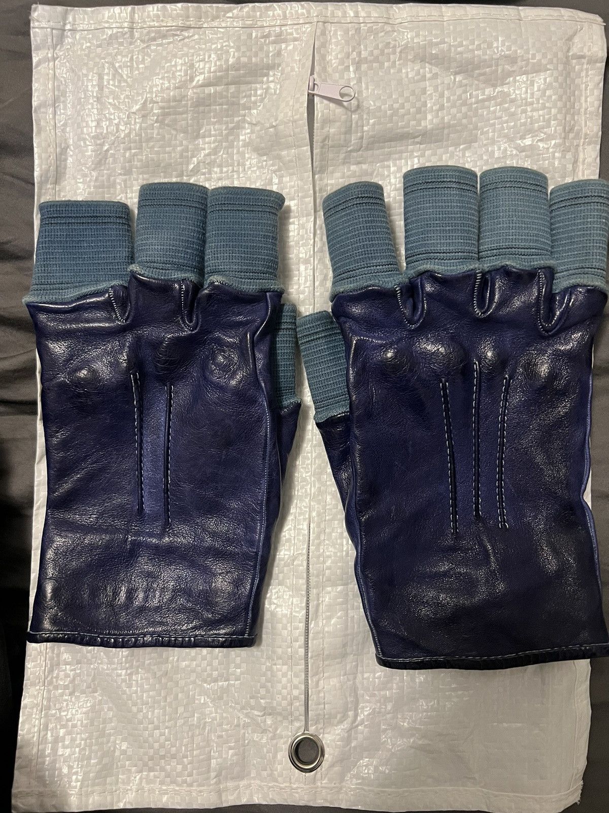Men's Carol Christian Poell Gloves & Scarves | Grailed