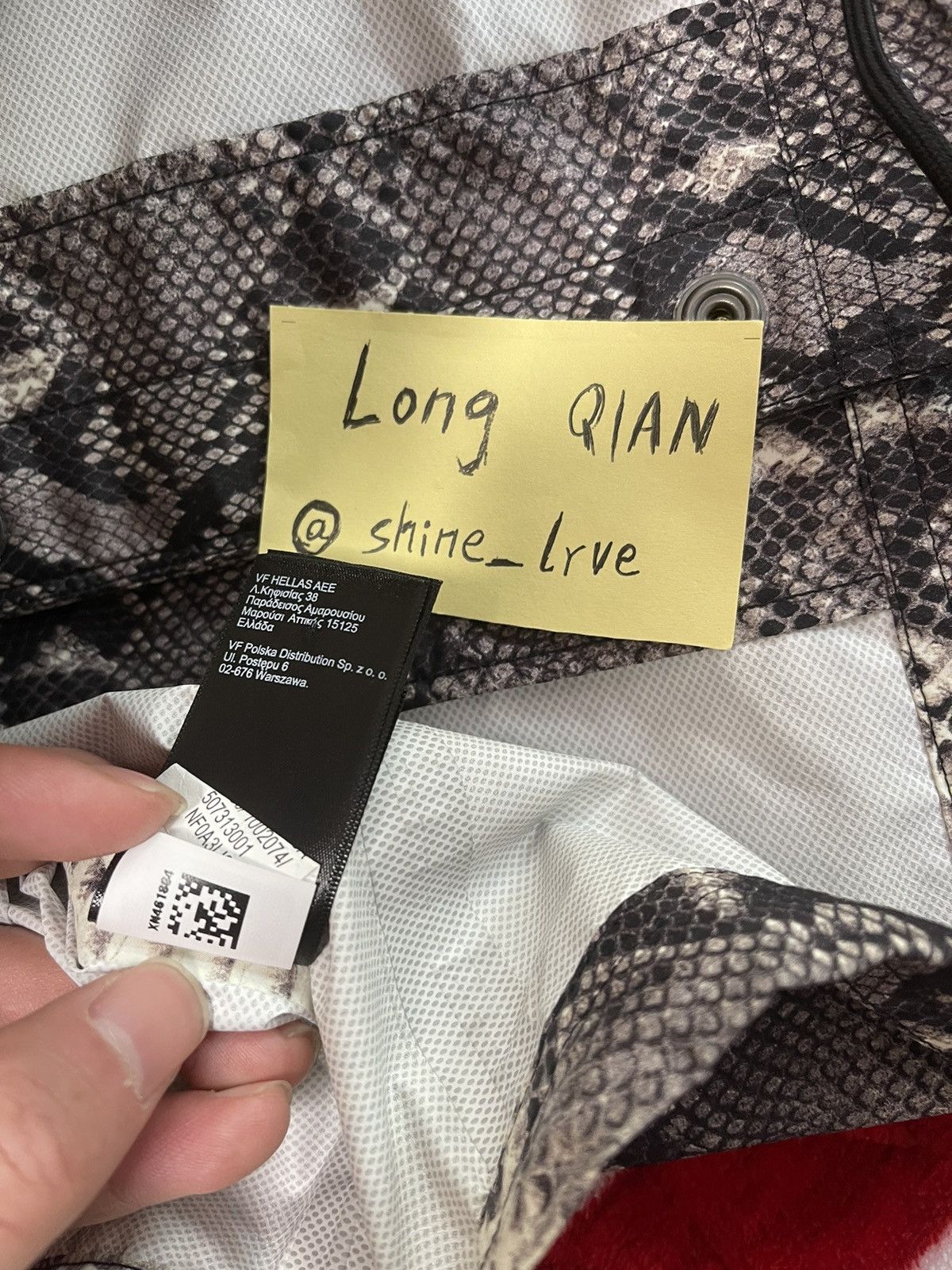 Supreme × The North Face Supreme tnf the north face snakeskin taped seam coach Jacket Size US M / EU 48-50 / 2 - 9 Thumbnail