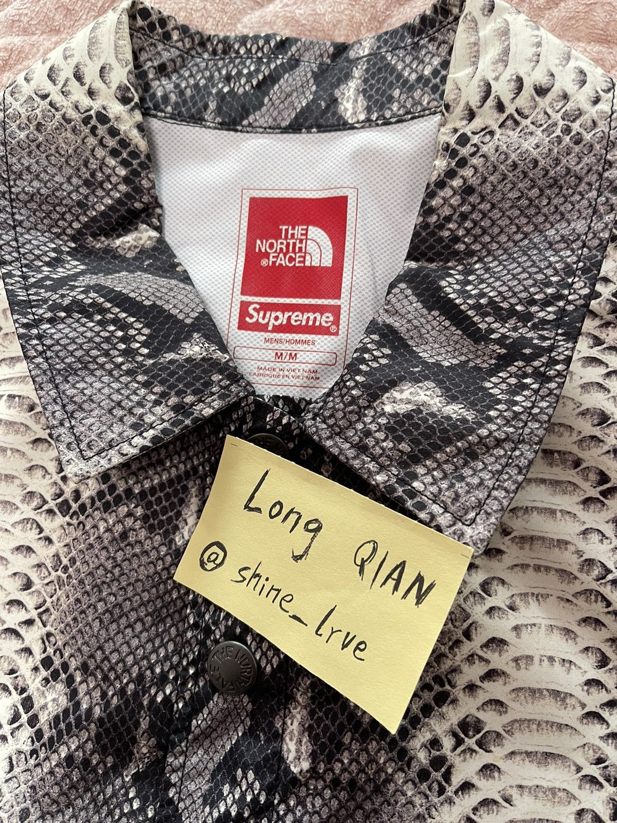 Supreme × The North Face Supreme tnf the north face snakeskin taped seam coach Jacket Size US M / EU 48-50 / 2 - 3 Thumbnail