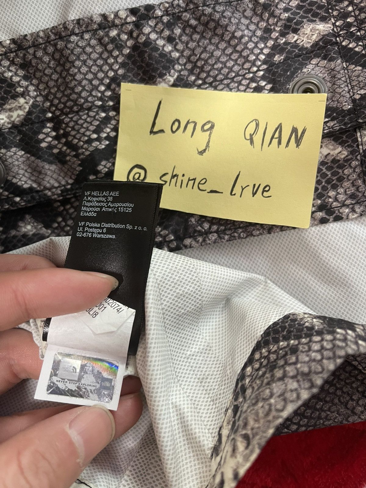 Supreme × The North Face Supreme tnf the north face snakeskin taped seam coach Jacket Size US M / EU 48-50 / 2 - 8 Thumbnail