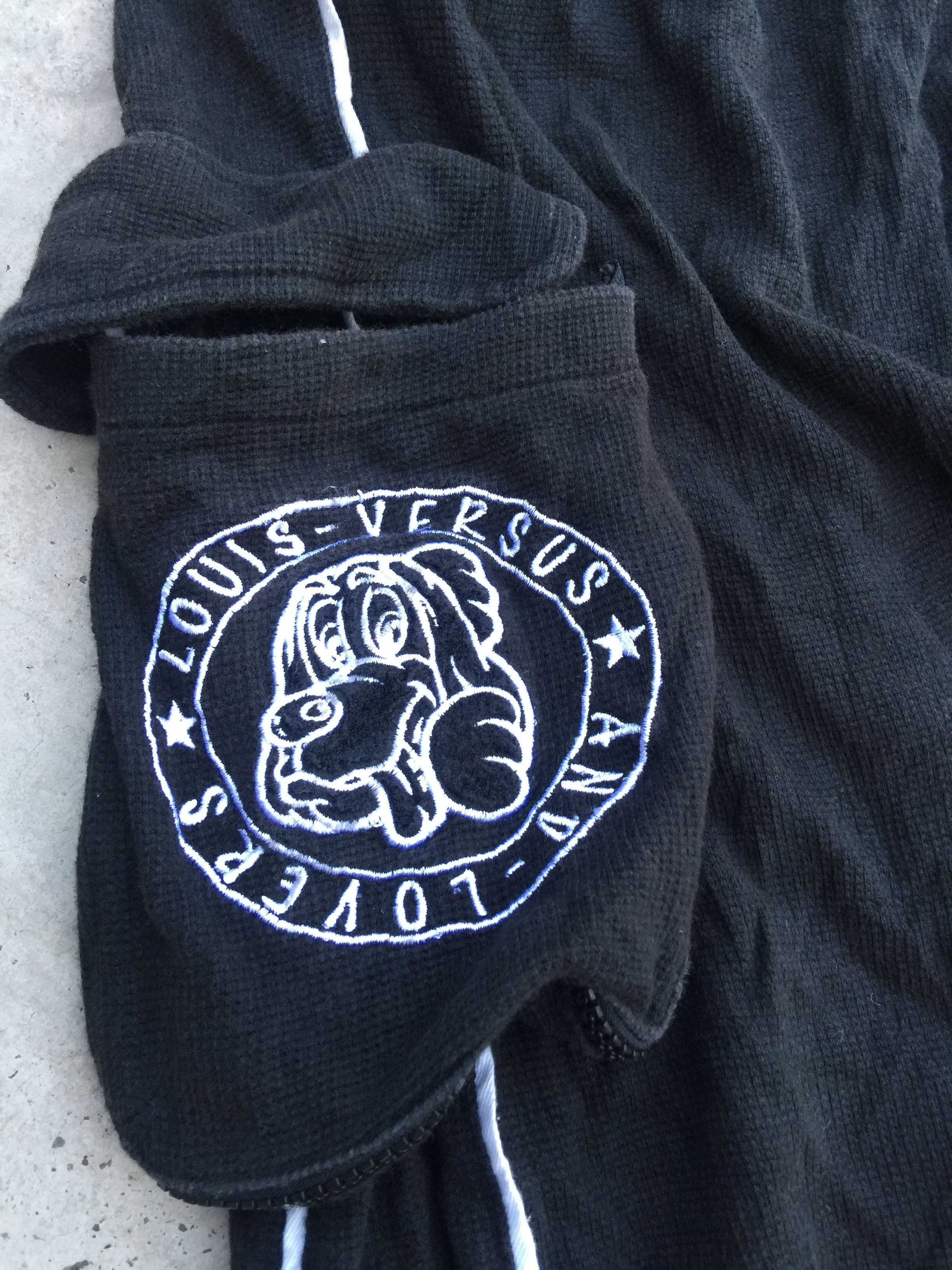 Designer × Japanese Brand × Vintage Vintage Louis Versus And Lovers Black Colour Sweatpantt Size US 31 - 4 Thumbnail