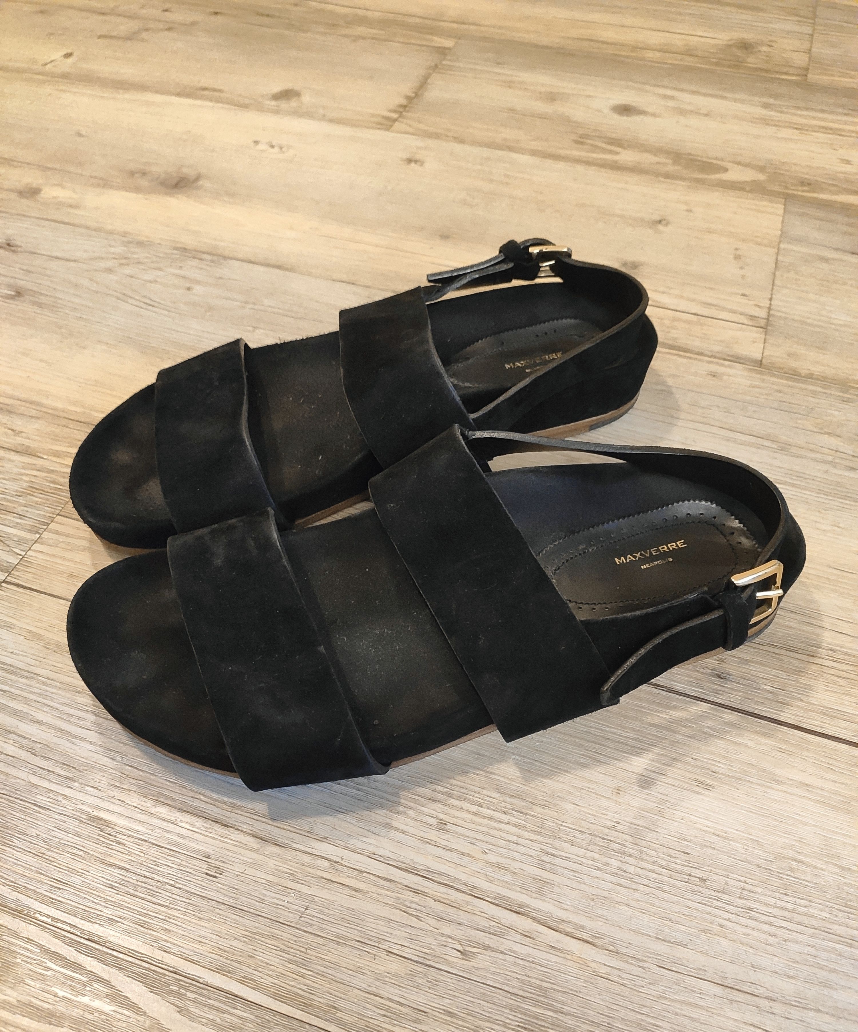 Maxverre suede sandal