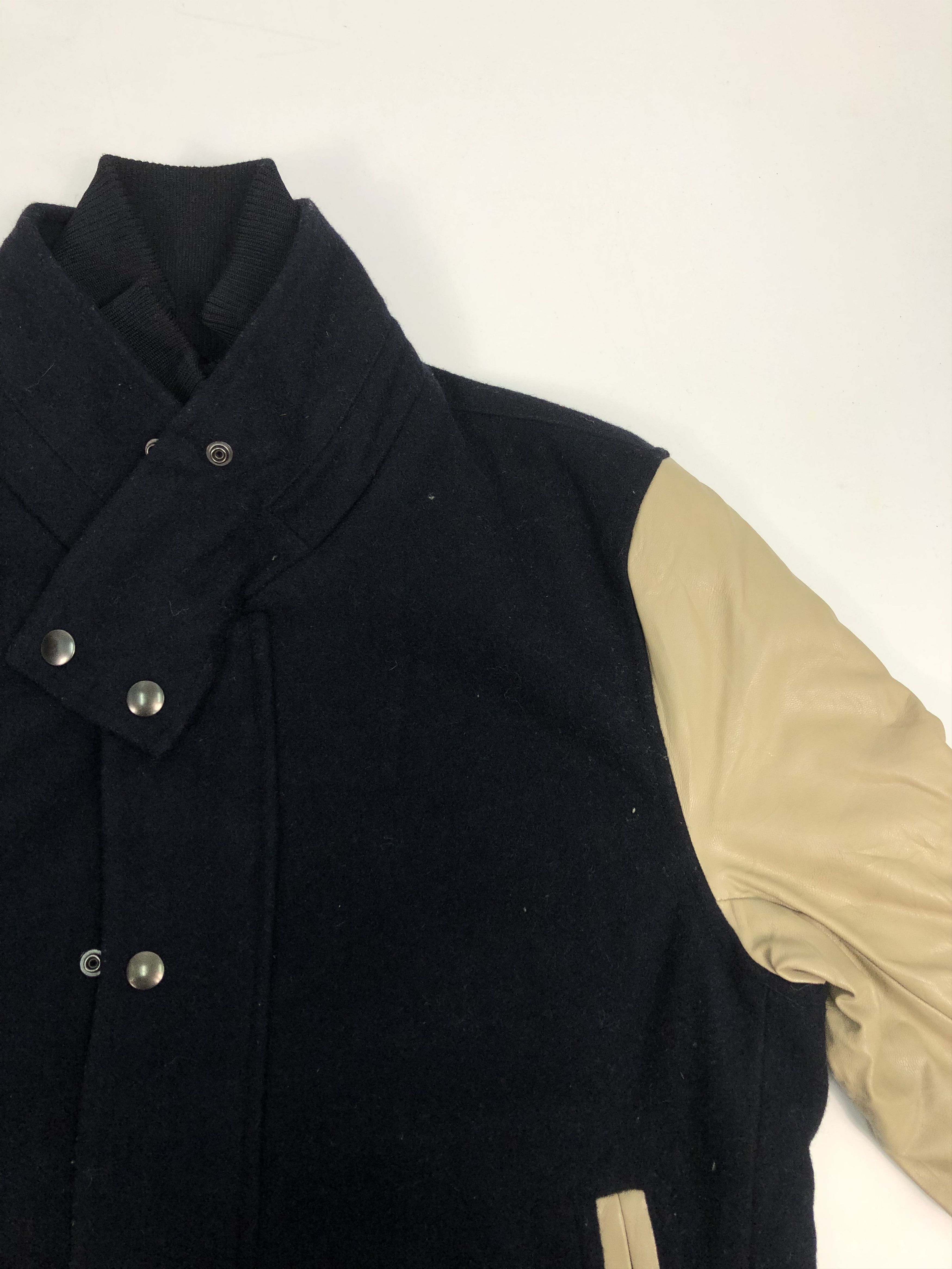 Vintage Vintage Varsity Japanese Brand Leather Sleeve V0123 Size US M / EU 48-50 / 2 - 3 Thumbnail