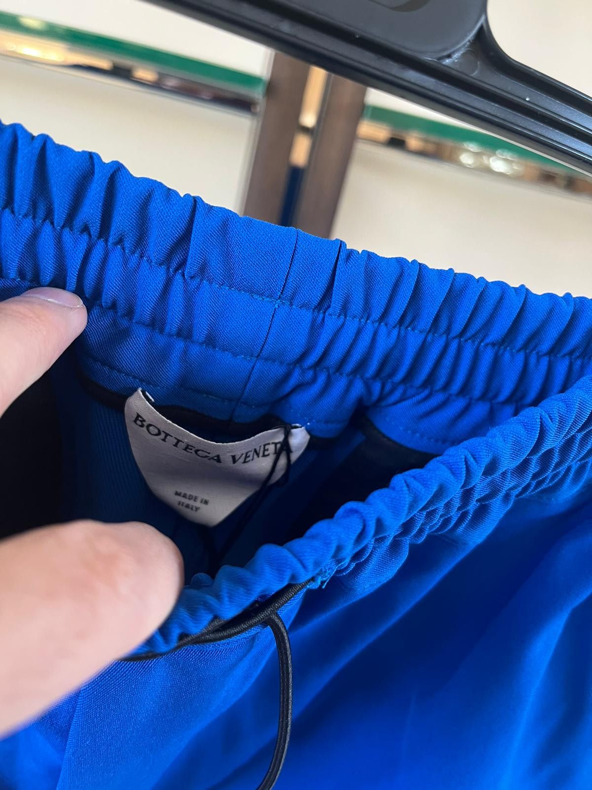 Bottega Veneta Matt Bistretch Gabardine Shorts in Cobalt Size US 34 / EU 50 - 10 Thumbnail
