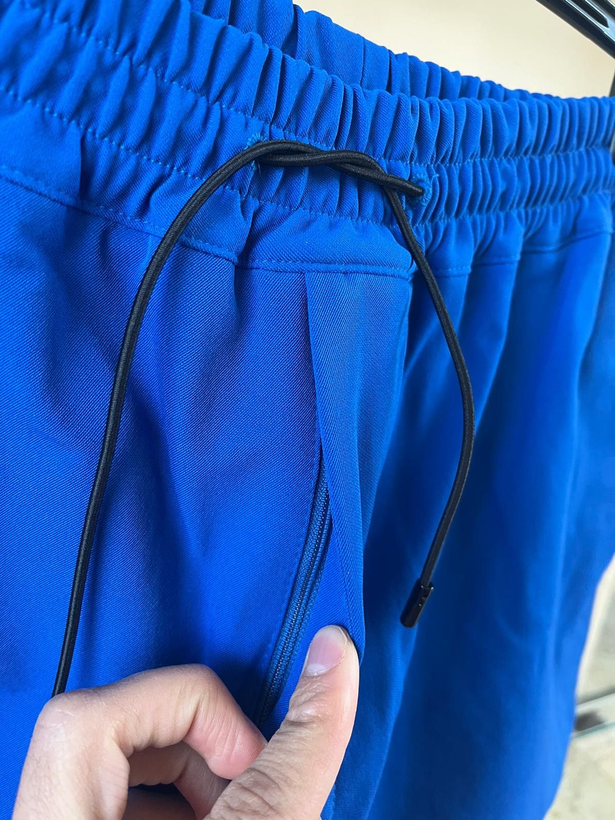 Bottega Veneta Matt Bistretch Gabardine Shorts in Cobalt Size US 34 / EU 50 - 5 Thumbnail