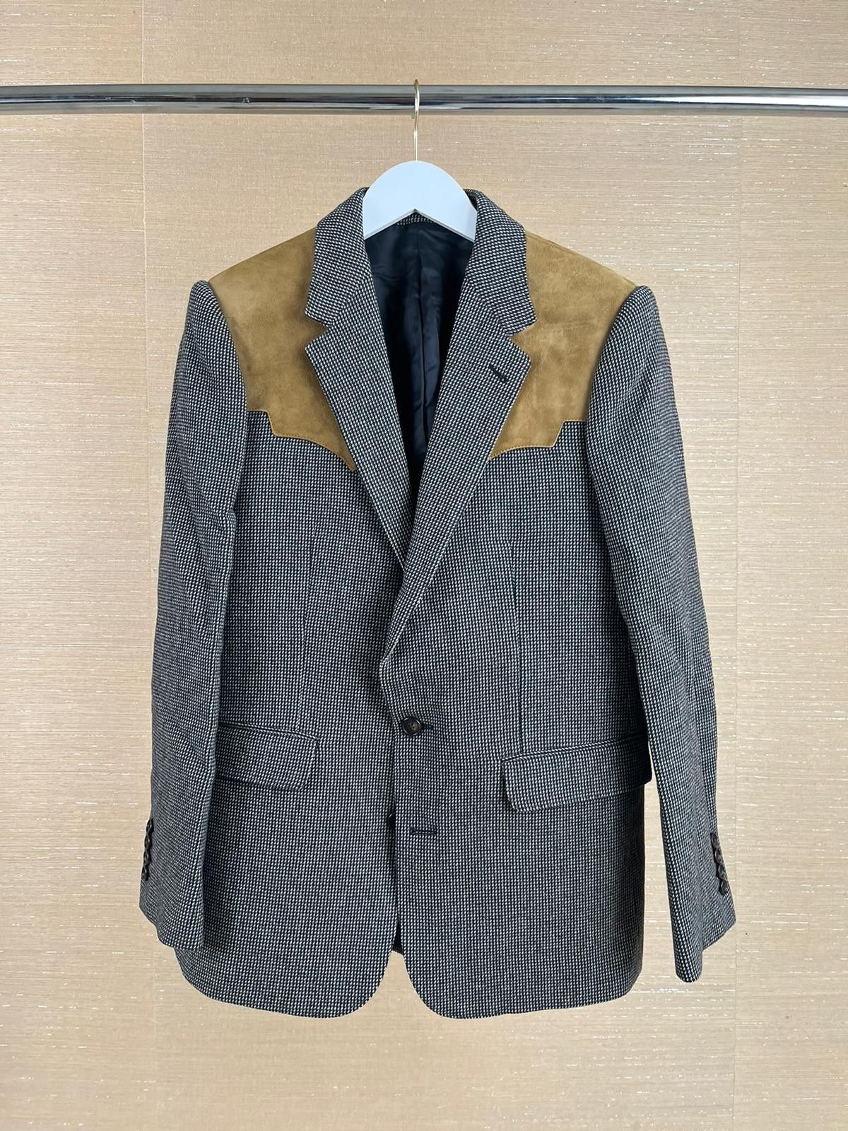 Celine Veste Classic Micro Tweed With Suede Shoulder Embroidery Size US M / EU 48-50 / 2 - 1 Thumbnail