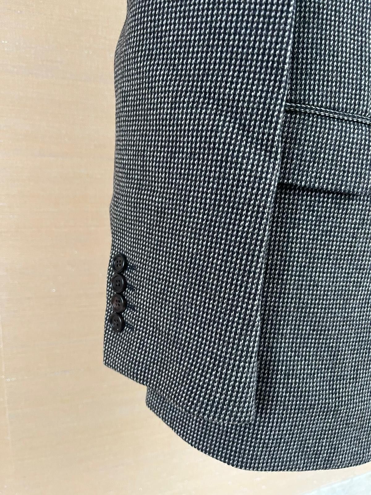 Celine Veste Classic Micro Tweed With Suede Shoulder Embroidery Size US M / EU 48-50 / 2 - 3 Thumbnail