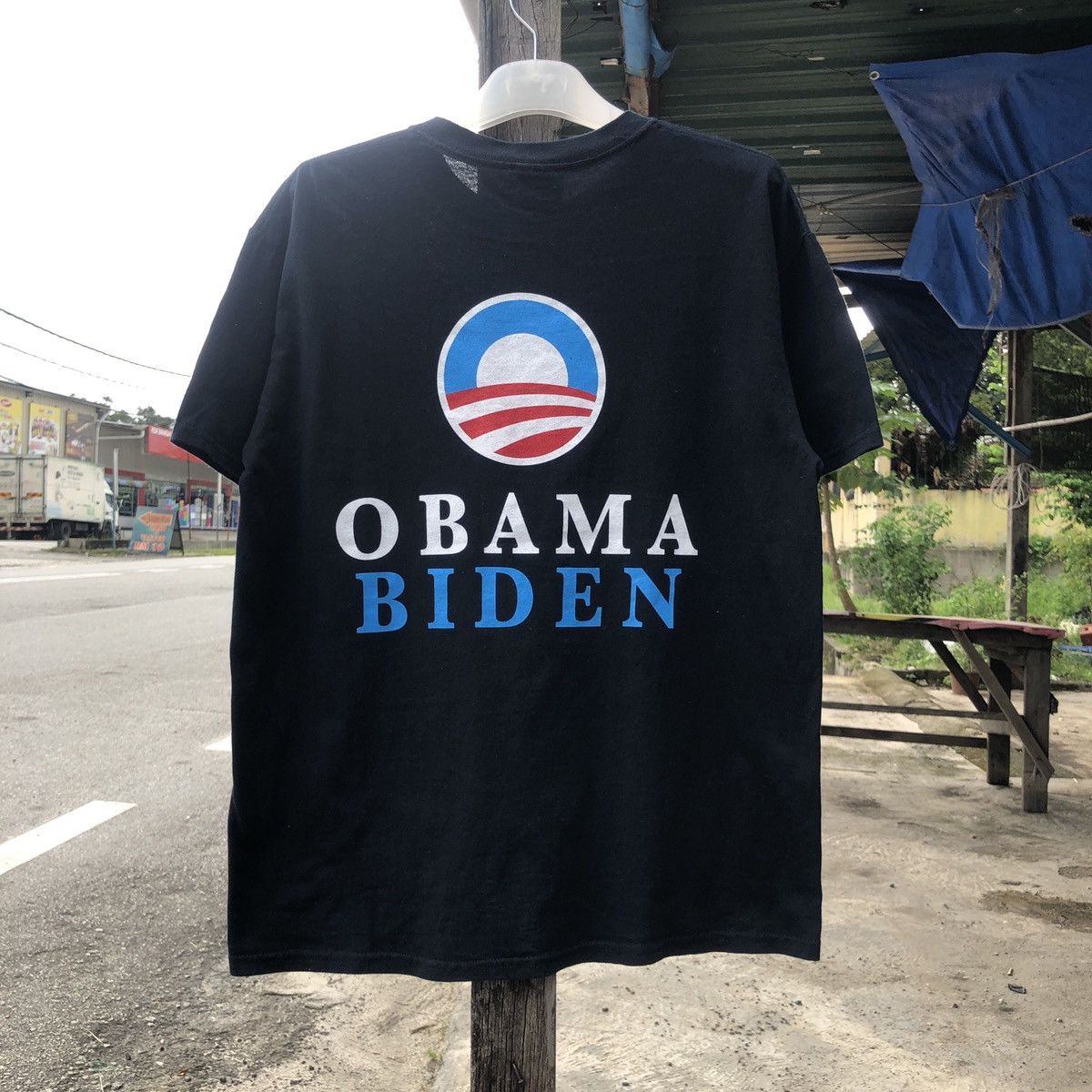 Rap Tees Y2K Barack Obama President USA Rap Tees Tshirt Size US M / EU 48-50 / 2 - 2 Thumbnail