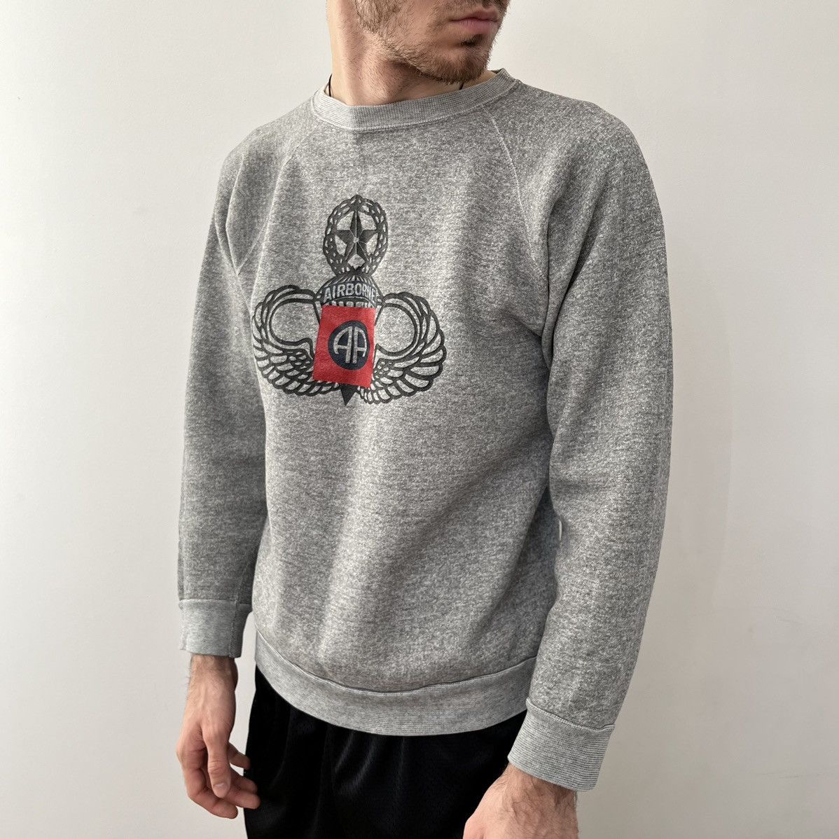 Vintage VINTAGE AIRBORNE FORCES U.S. ARMY SWEATSHIRT Size US M / EU 48-50 / 2 - 2 Thumbnail