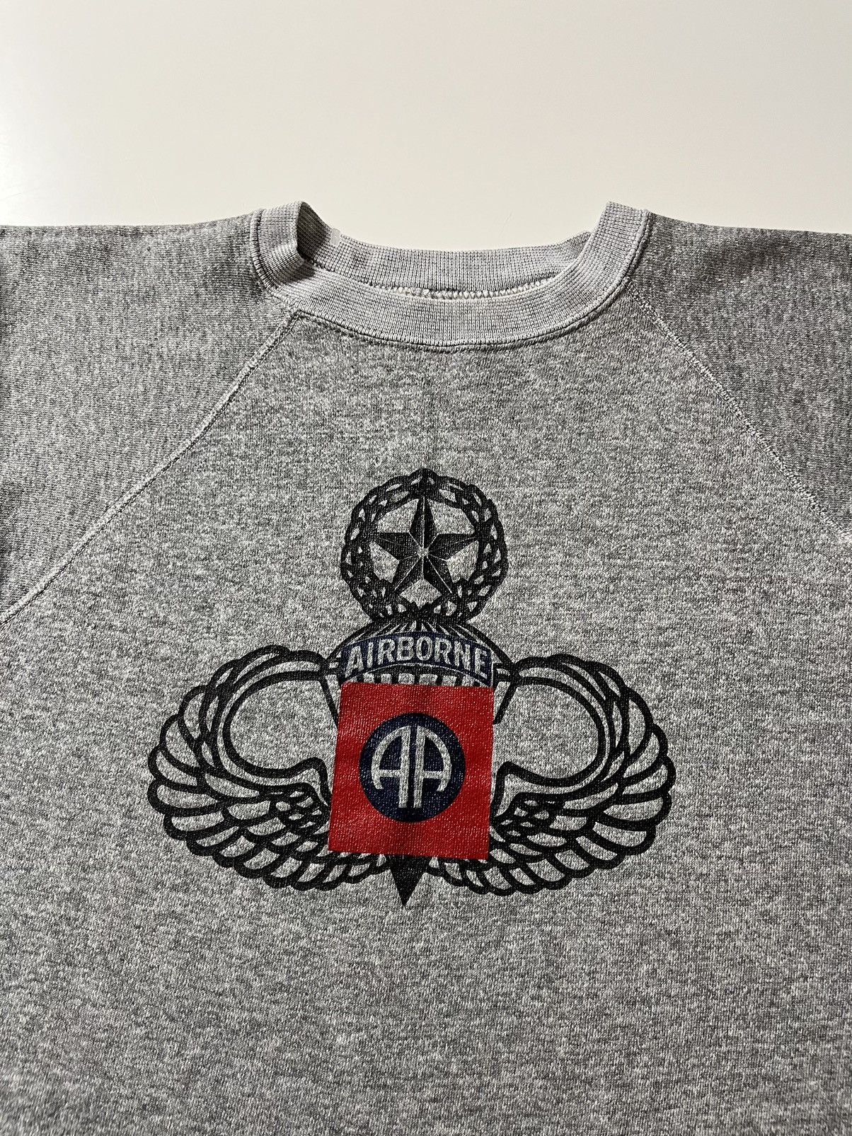 Vintage VINTAGE AIRBORNE FORCES U.S. ARMY SWEATSHIRT Size US M / EU 48-50 / 2 - 9 Thumbnail