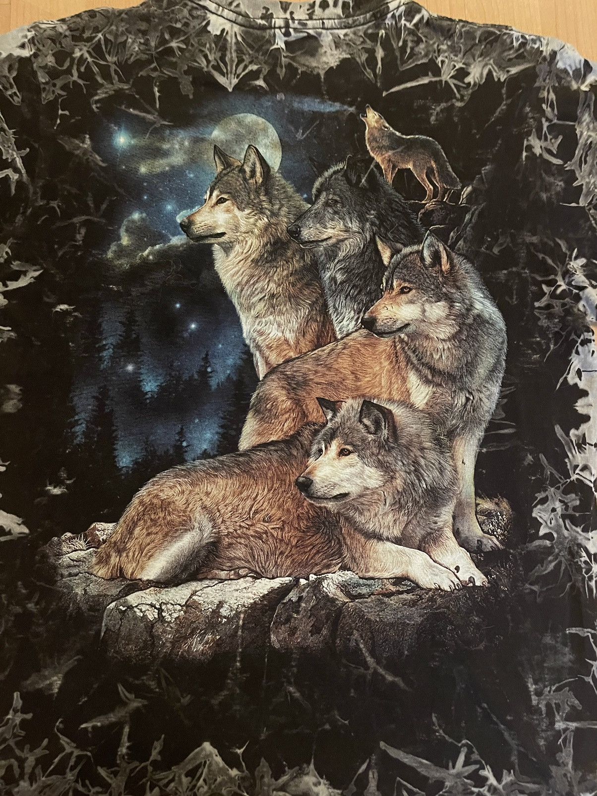 Vintage Vintage 90s Tie dye Wolf t-shirt Size US M / EU 48-50 / 2 - 4 Thumbnail