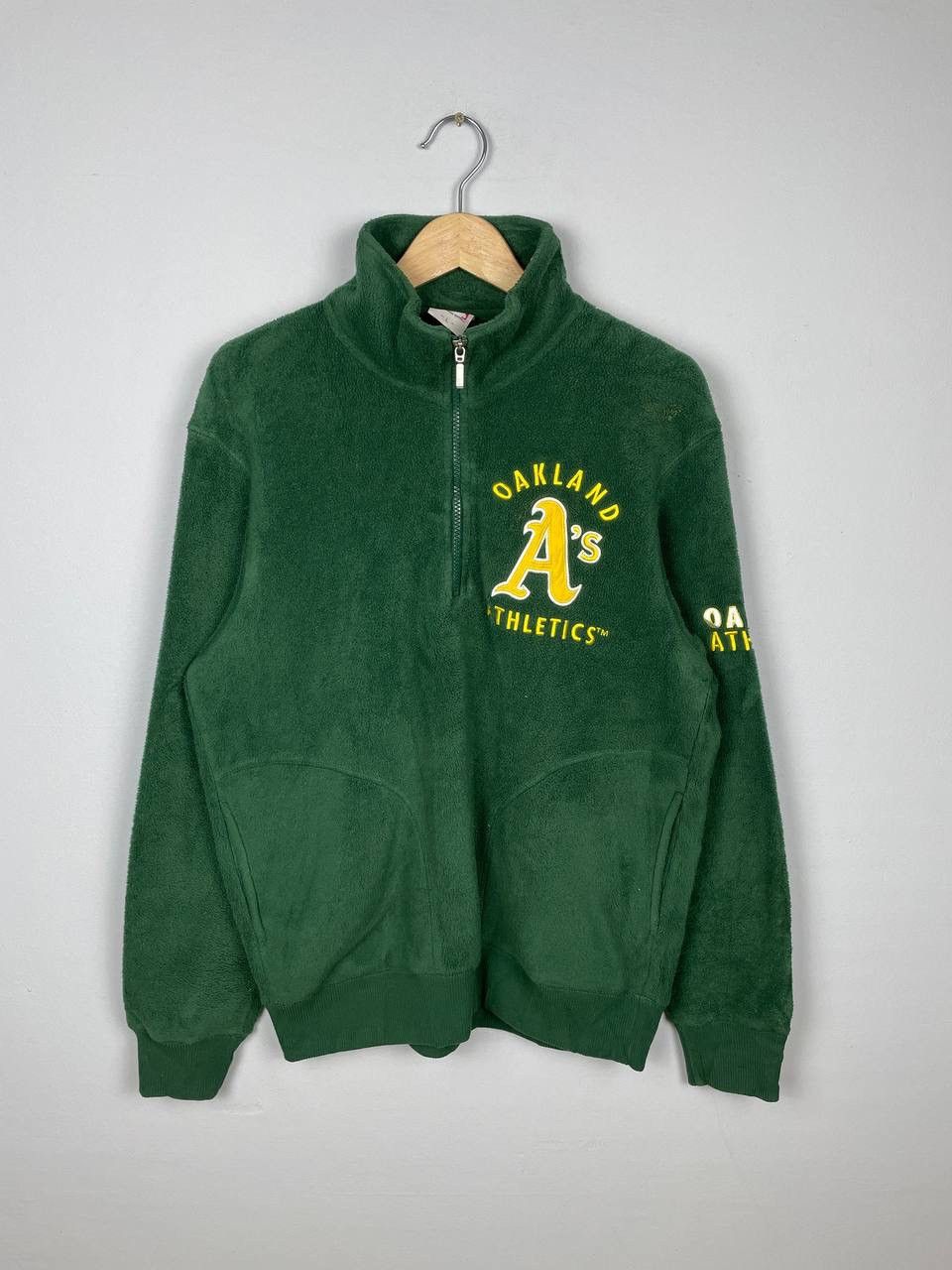 Vintage Oakland Athletics Uniqlo Half Zipper Fleece