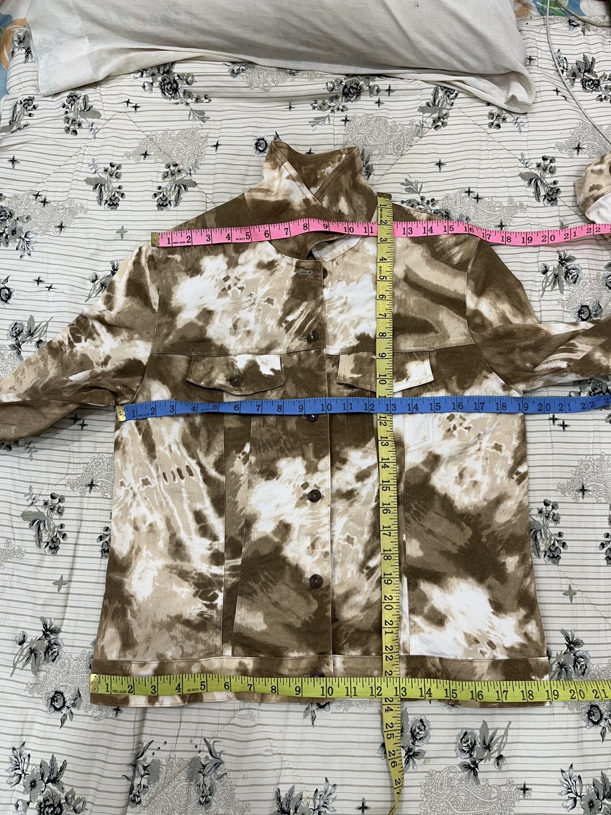 Art Comes First × Hypebeast (Nnn). BETTY BARCLAY HYPEBEAST TYE DYE JACKET Size S / US 4 / IT 40 - 9 Thumbnail