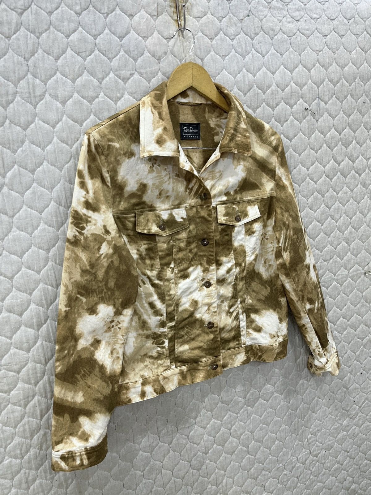 Art Comes First × Hypebeast (Nnn). BETTY BARCLAY HYPEBEAST TYE DYE JACKET Size S / US 4 / IT 40 - 4 Thumbnail