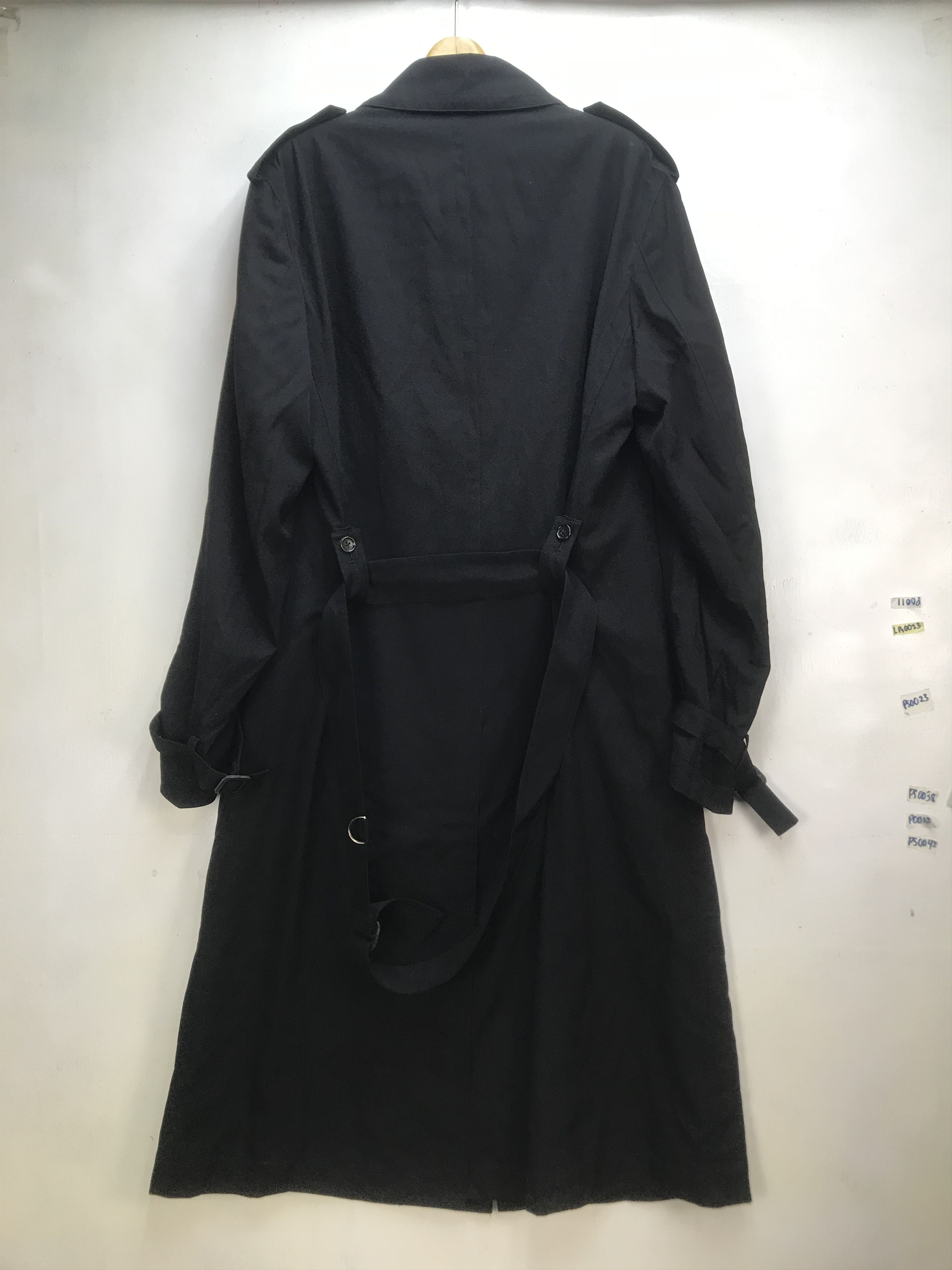 Yohji Yamamoto Yohji Yamamoto Long Belted Trench Overcoat BlackT Size US XL / EU 56 / 4 - 4 Thumbnail