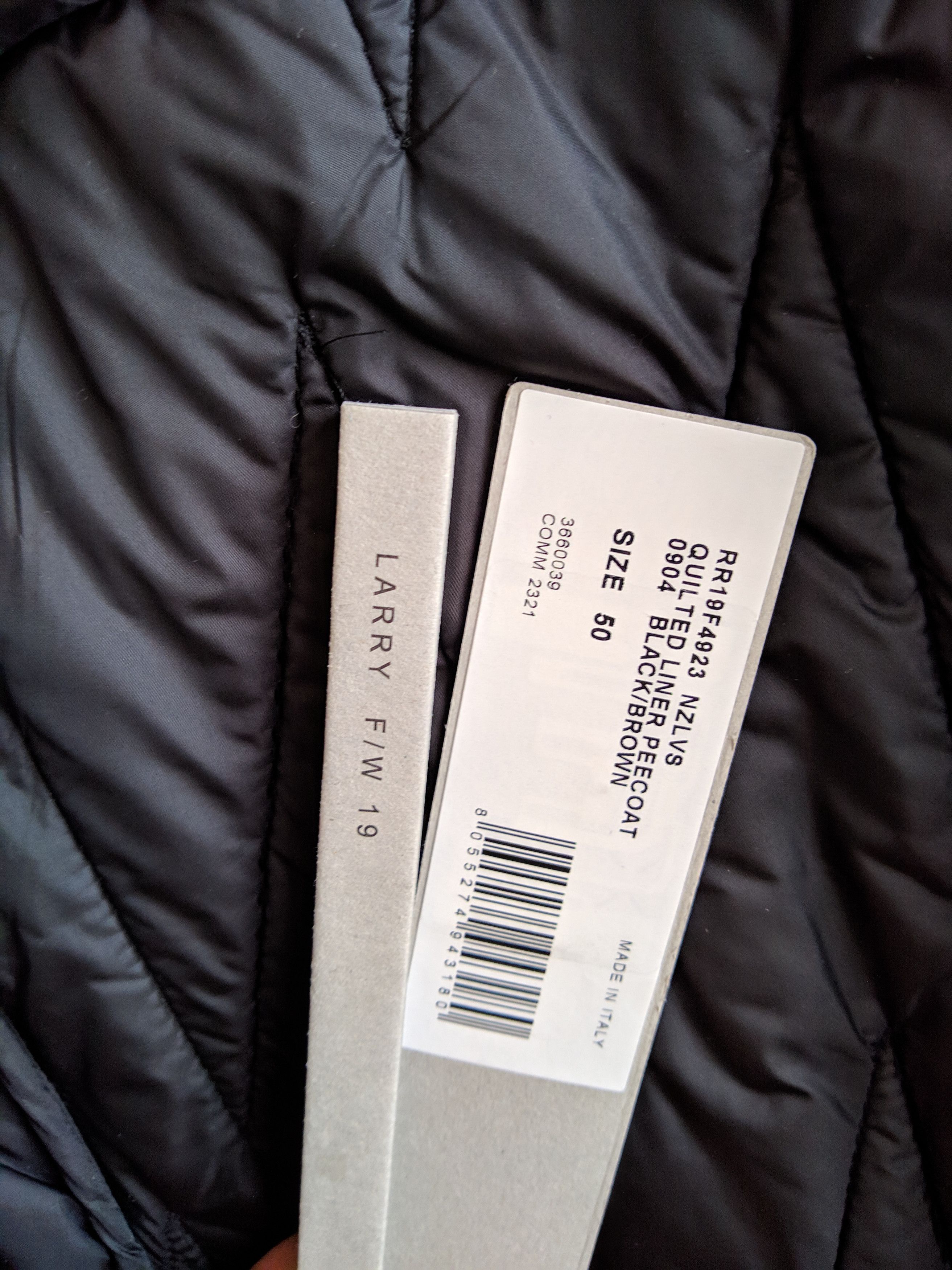 Rick Owens BNWT RICK OWENS FW19 LARRY RUNWAY QUILTED LINER PEACOAT Size US M / EU 48-50 / 2 - 7 Thumbnail