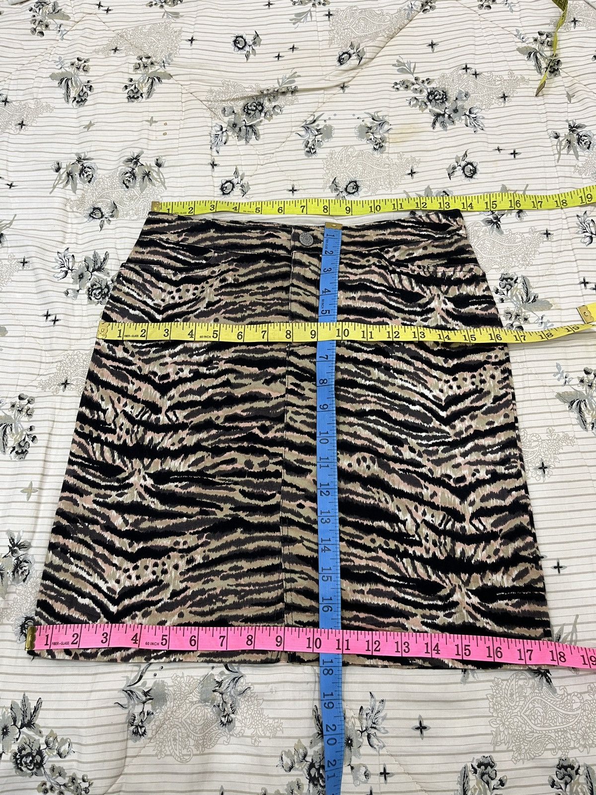 Hypebeast × Japanese Brand (Nnn). WORLD WIDE LOVE! JAPANESE HYPEBEAST SKIRT Size 27" / US 4 / IT 40 - 17 Thumbnail